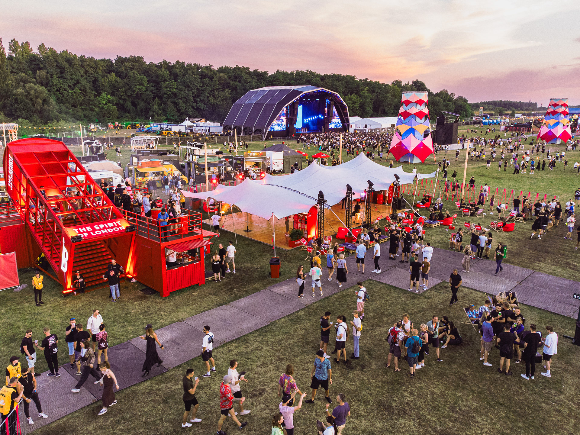 fotografia lotnicza ujęcie z powietrza festiwal audioriver łódź