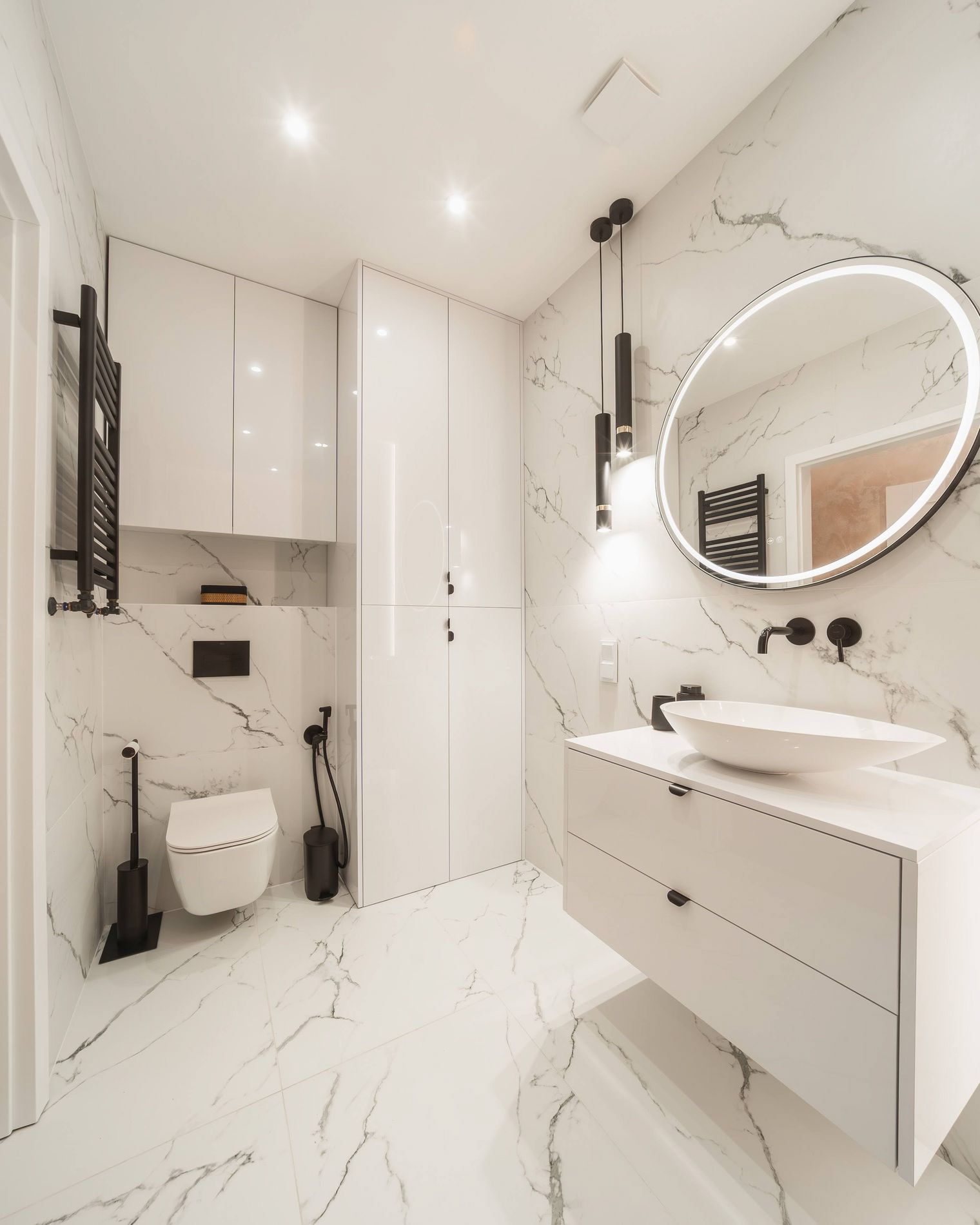 Łazienka w apartamencie w Łodzi – profesjonalne zdjęcie wnętrza do ogłoszenia najmu