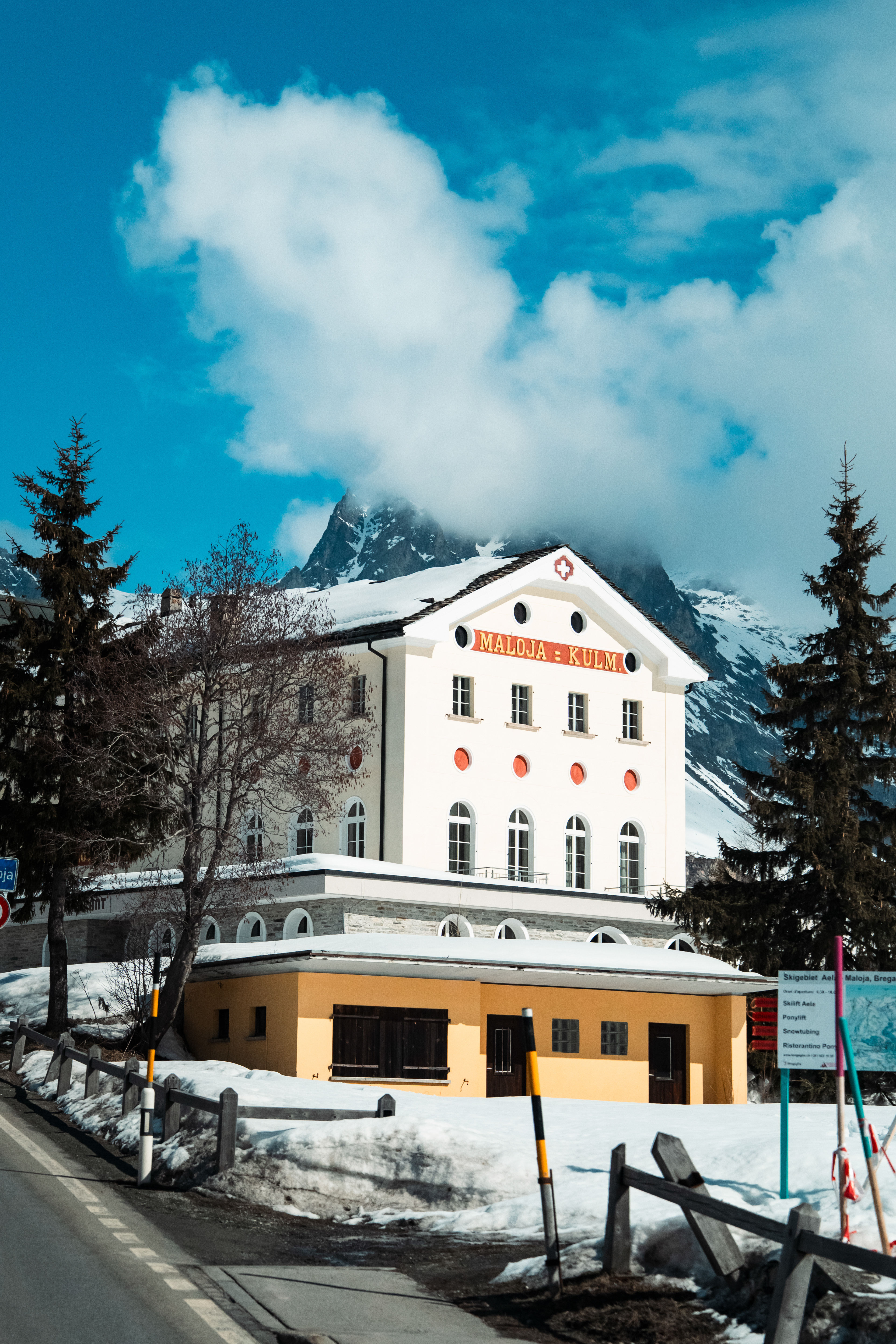 ST.MORITZ