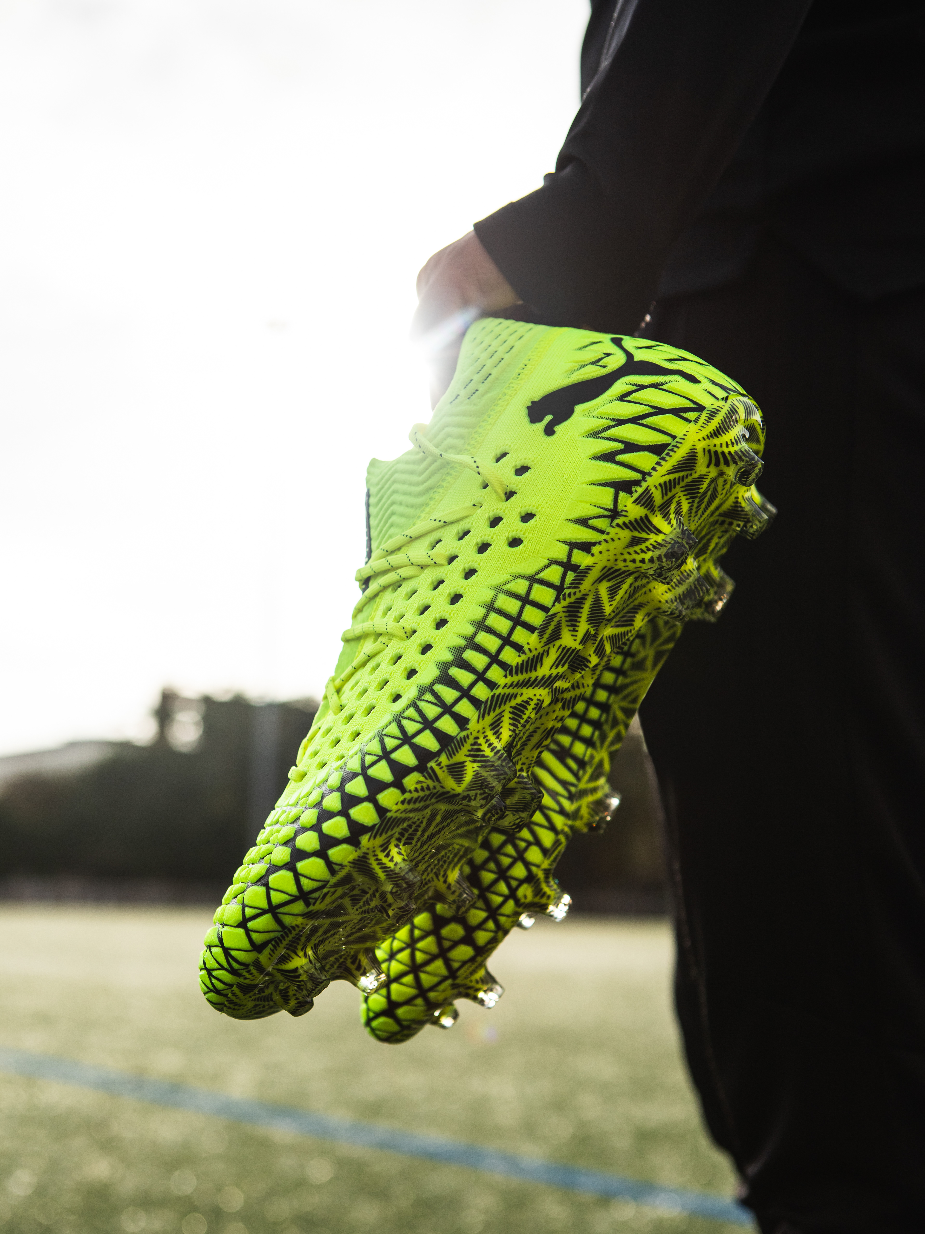 Chaussures de football de la marque Puma à Paris. © Aubin Menestret