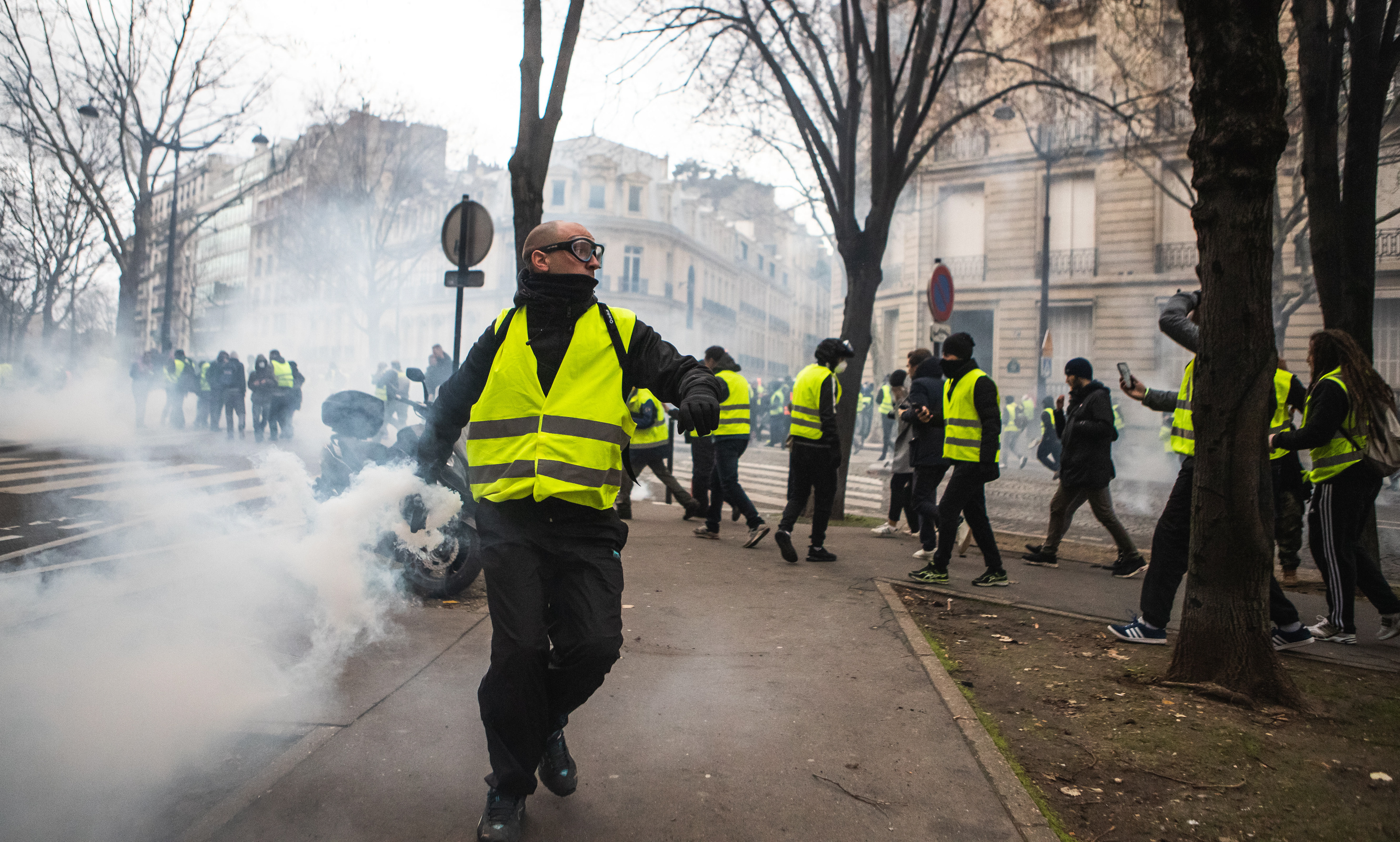 Manifestation Gilets Jaune aux abords de la place de l'étoile à Paris le 8 Décembre 2018