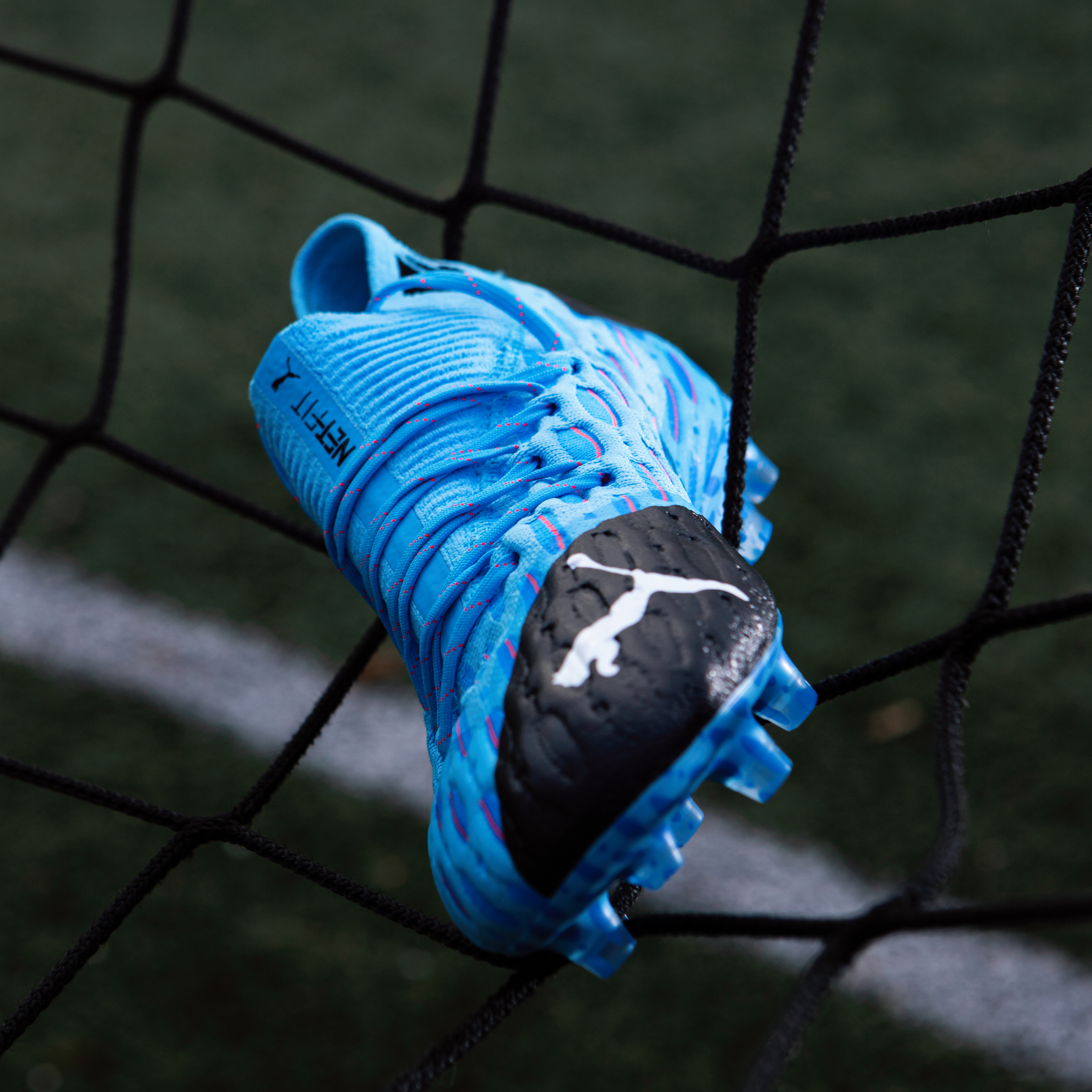 Chaussures de football de la marque Puma à Paris. © Aubin Menestret