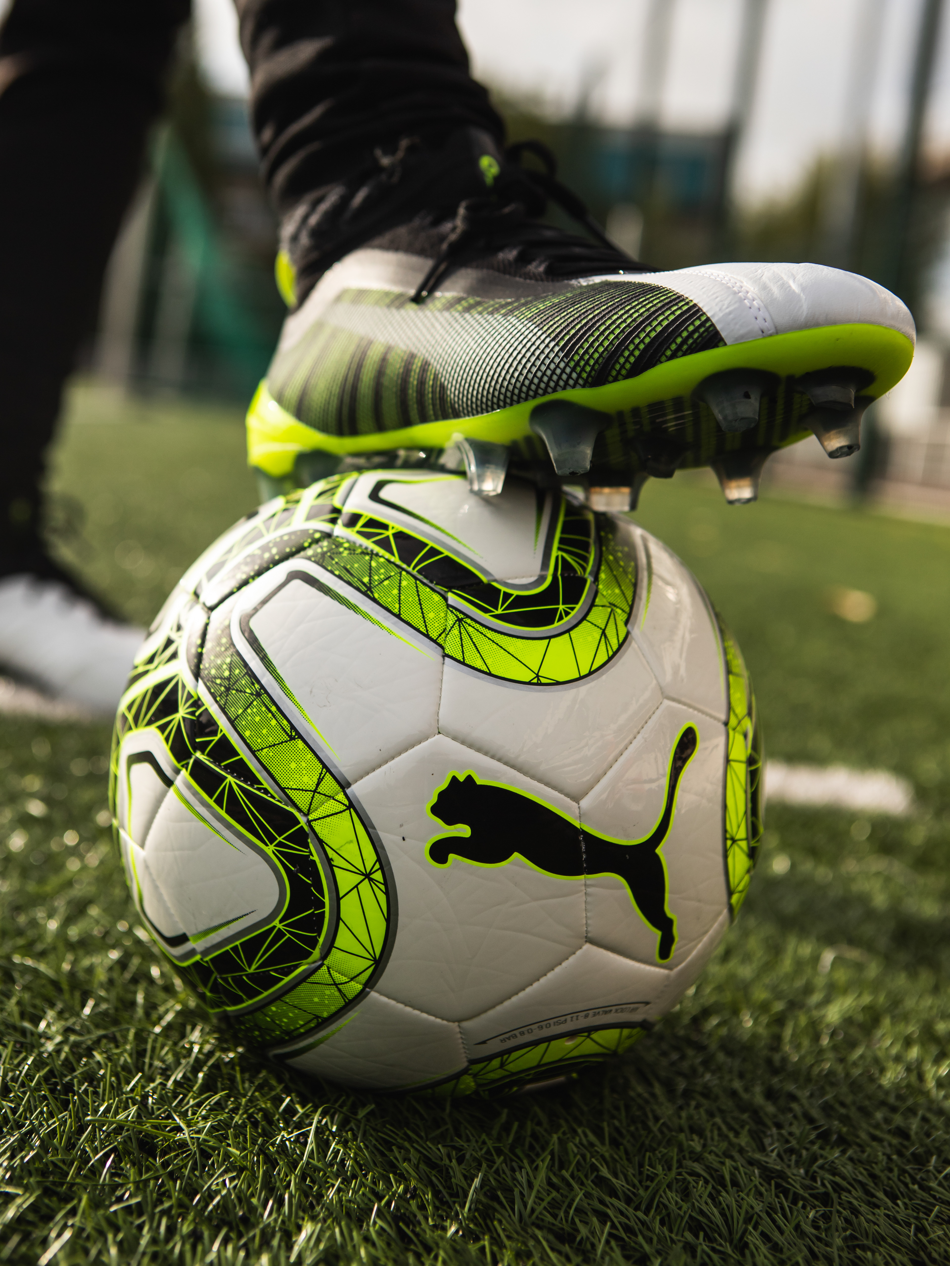 Chaussures de football de la marque Puma à Paris. © Aubin Menestret