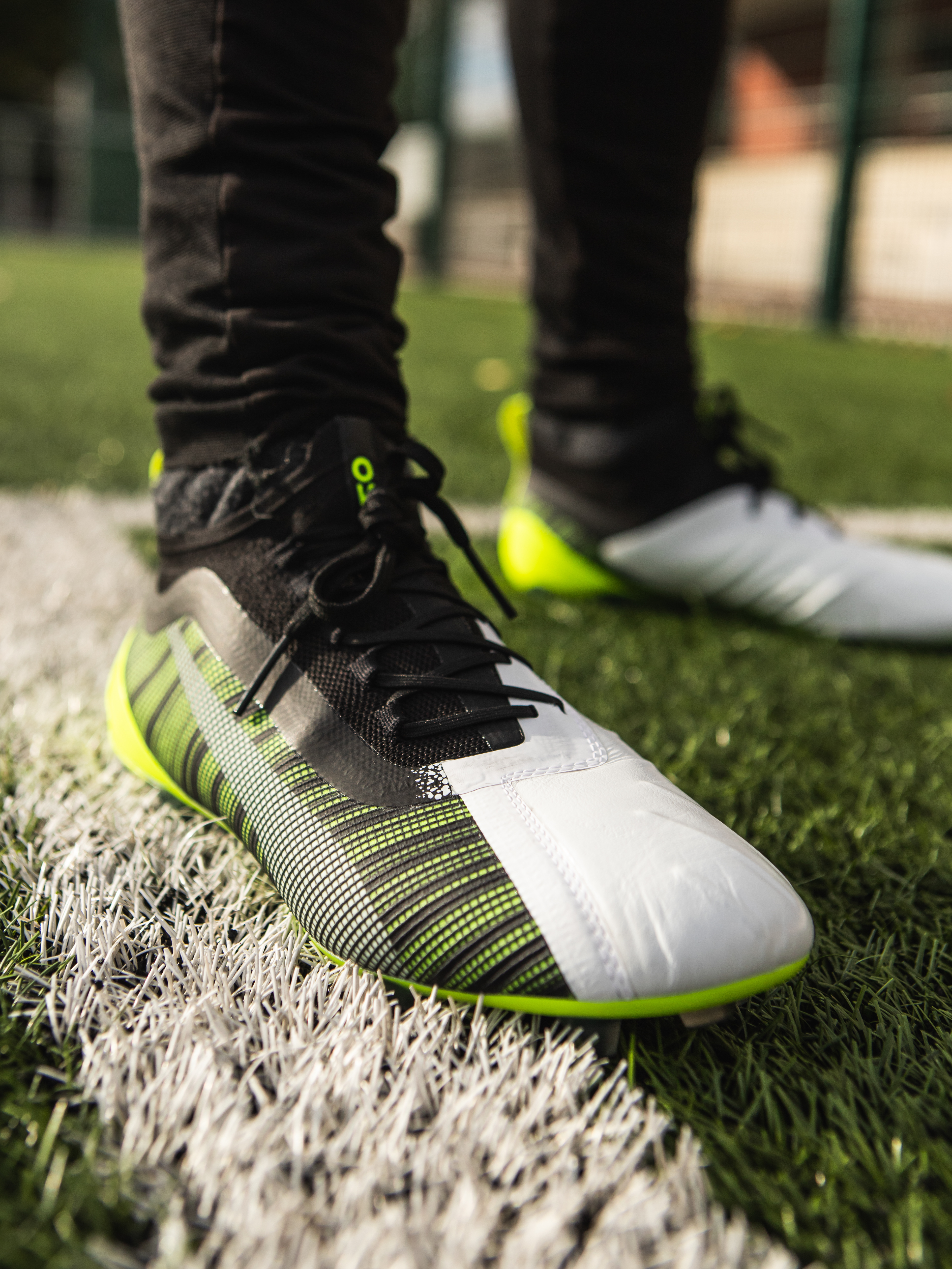 Chaussures de football de la marque Puma à Paris. © Aubin Menestret