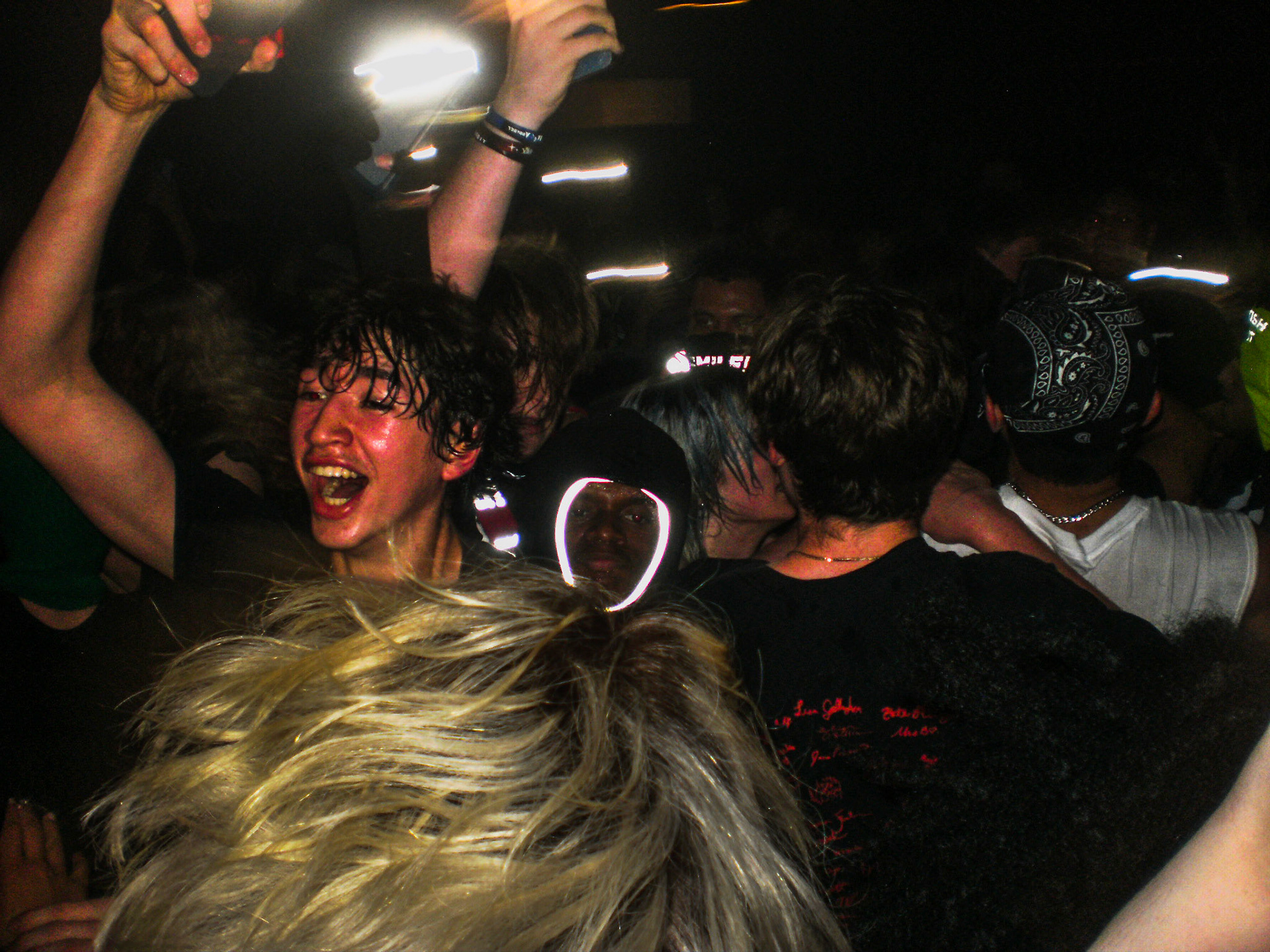 OLYMPUS DIGITAL CAMERA