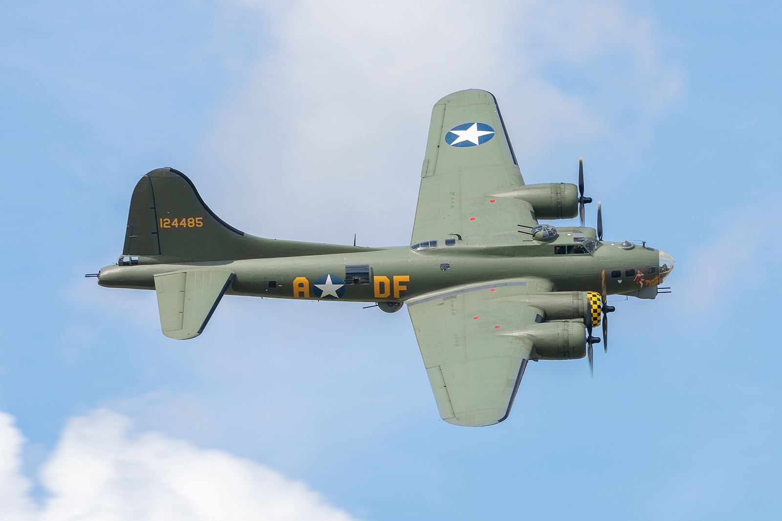 B-17 Flying Fortress 'Sally B' - Headcorn