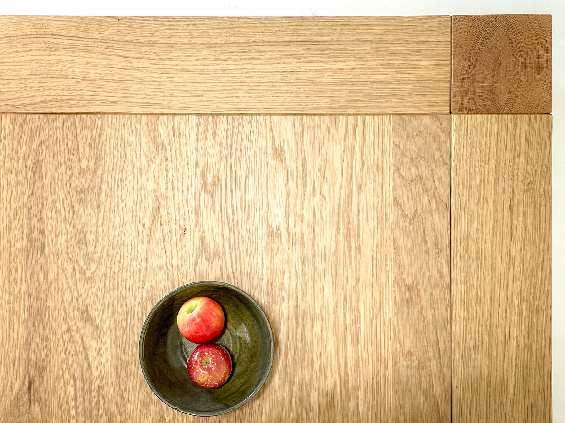 durable varnish finishing