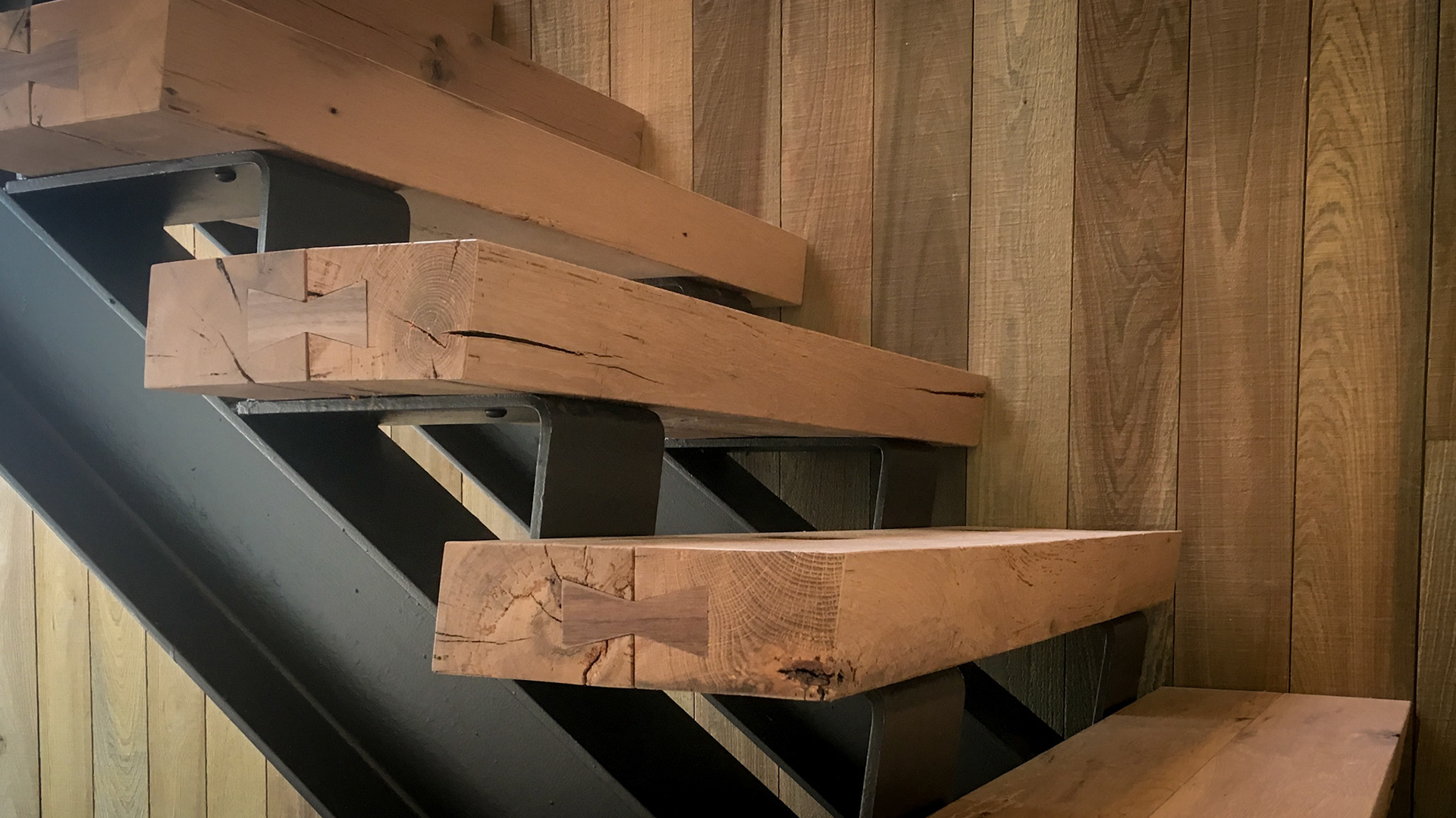 white oak bowtie beam staircase