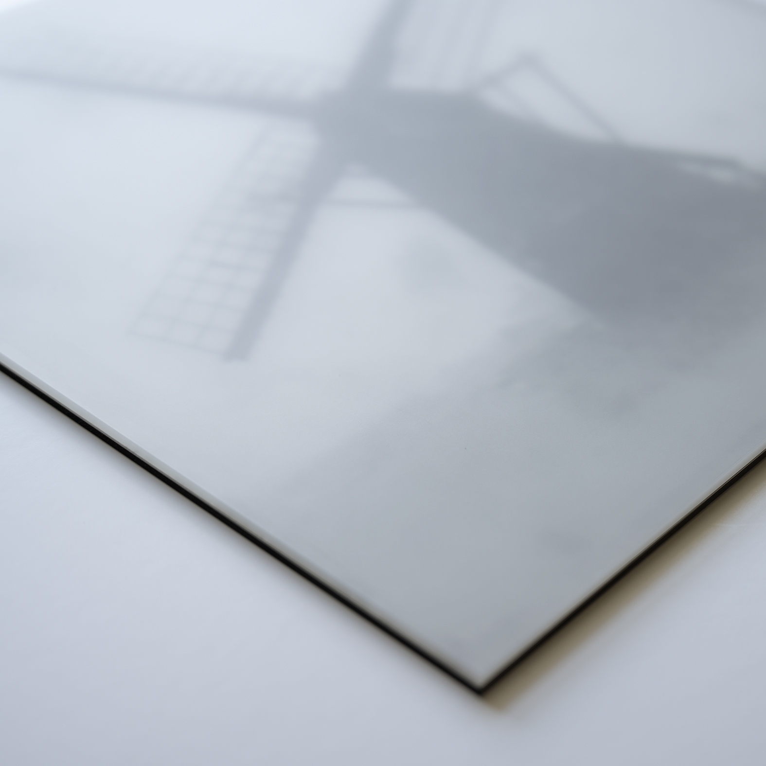 305mm x 305mm Polar White