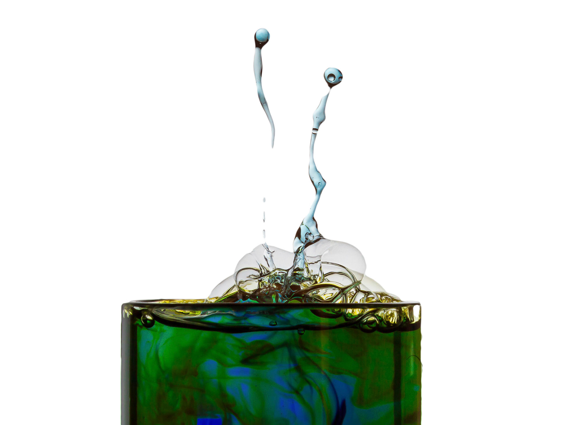 2 heads, water drops