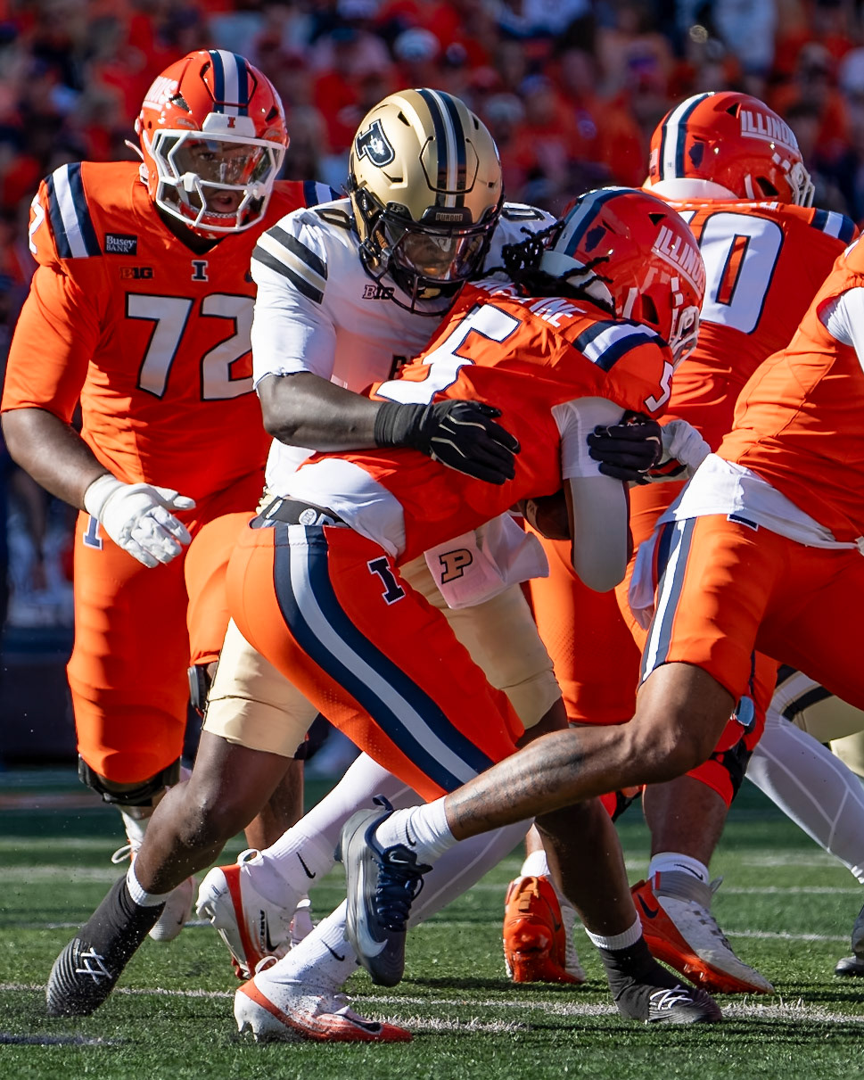 CHAMPAIGN, IL - OCTOBER 3, 2026: University of Illinois Junior RB Ca'Lil Valentine (5), Purdue University Junior Linebacker Jojo Hayden (0) during the Purdue Boilermakers at Illinois Fighting Illini football game at Gies Memorial Stadium(Photo by Steve Bowen / Northern Indiana Sports Report)