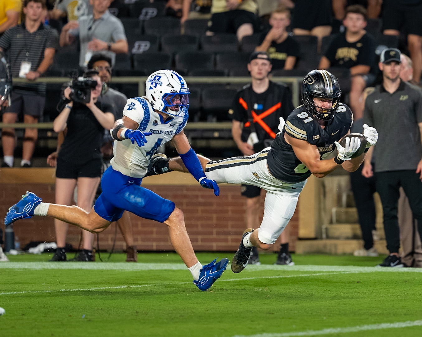 WEST LAFAYETTE, IN - SEPTEMBER 4, 2026: =po81 makes a diving catch inside the 5 yard line during the Purdue Boilermaker Football game vs the Indiana State Sycamores at Ross-Ade Stadium(Photo by Steve Bowen / Northern Indiana Sports Report)