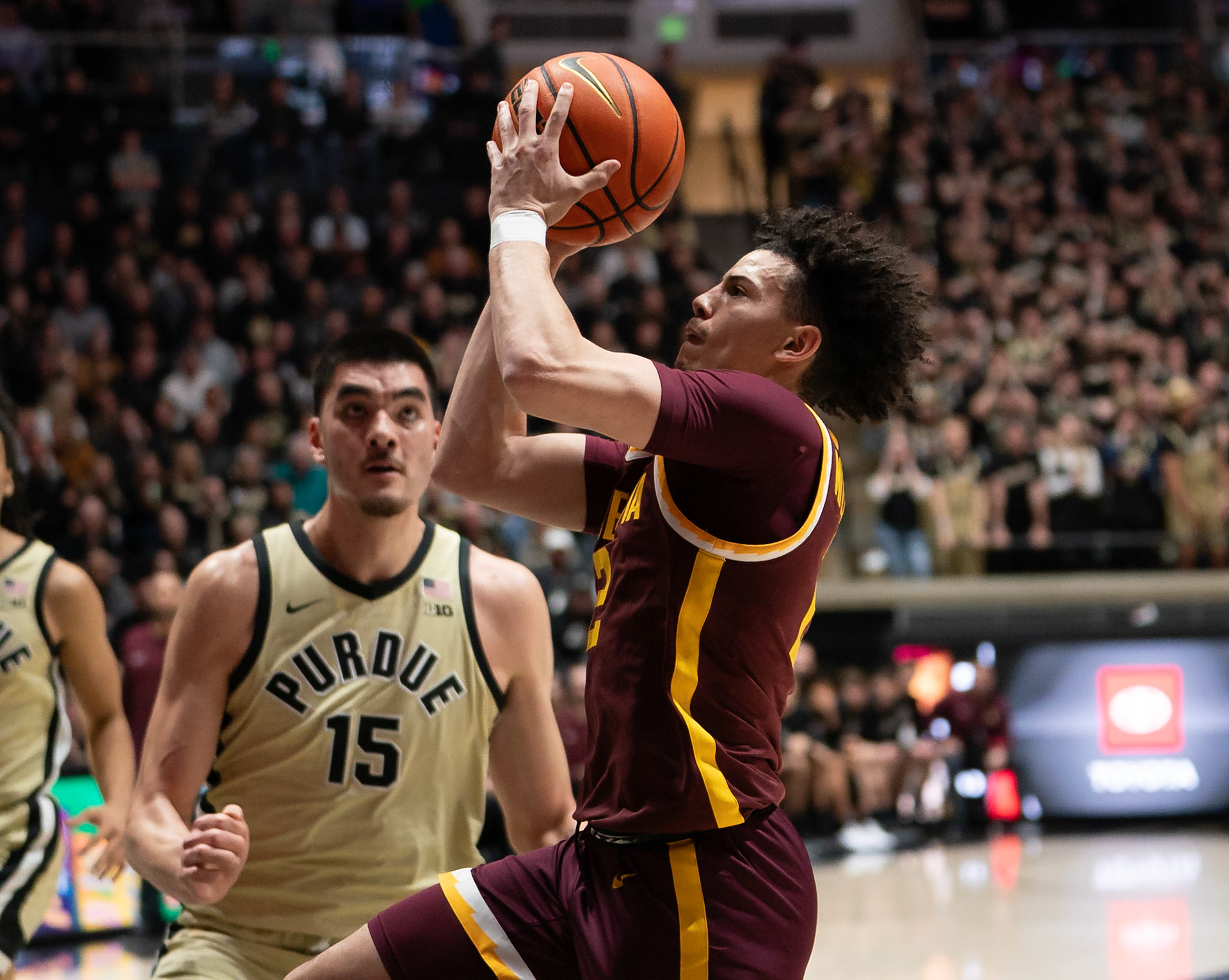 WEST LAFAYETTE, IN - FEBRUARY 15, 2024: Minnesota Junior Guard Mike Mitchell Jr. (2) in Purdue Boilermakers Men's Basketball vs the Minnesota Golden Gophers at Mackey Arena(Photo by Steve Bowen / Bowen Arrow Photography / Northern Indiana Sports Report)