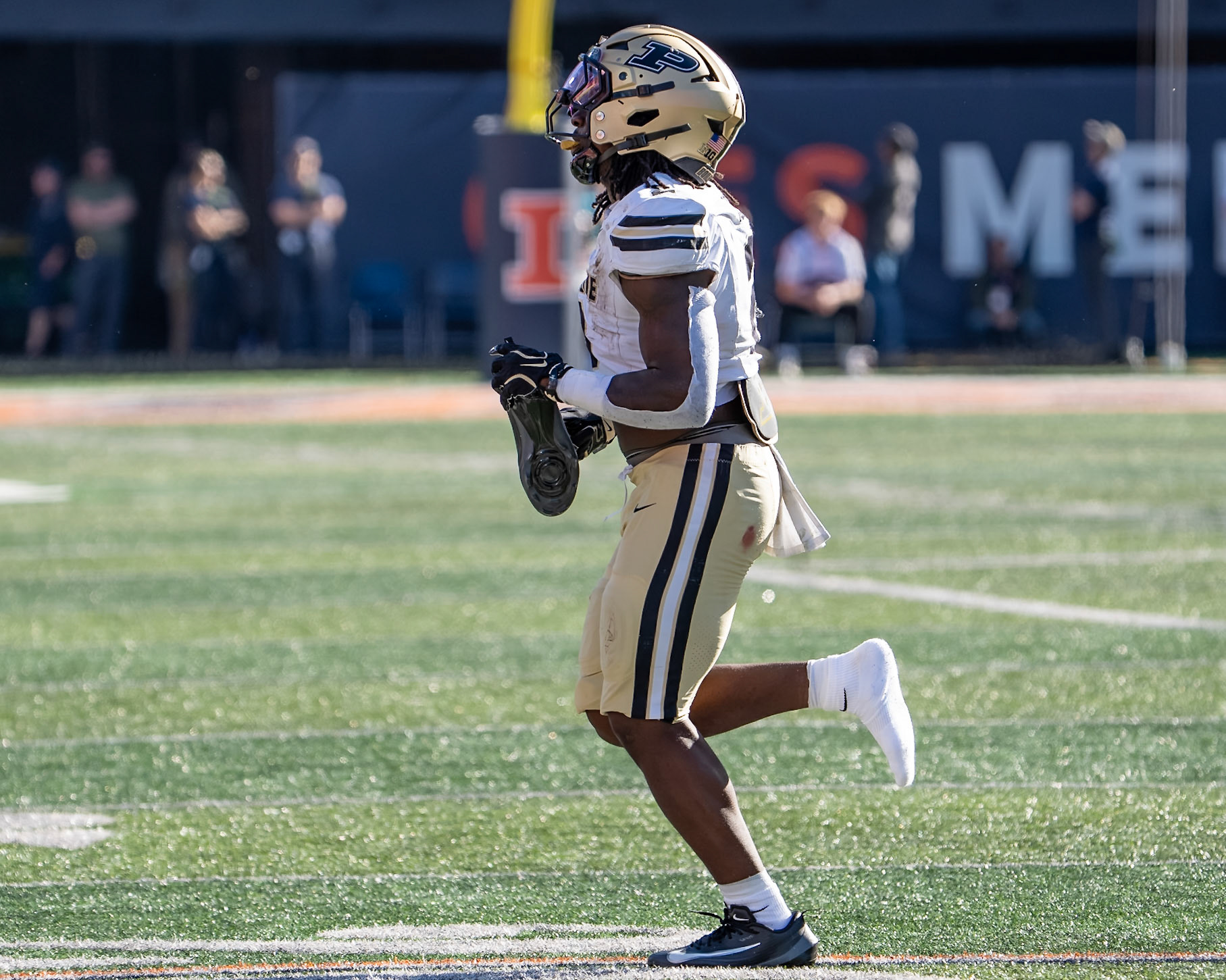 CHAMPAIGN, IL - OCTOBER 3, 2026: Purdue University Sophomore Running Back Fame Ijeboi (2) during the Purdue Boilermakers at Illinois Fighting Illini football game at Gies Memorial Stadium(Photo by Steve Bowen / Northern Indiana Sports Report)