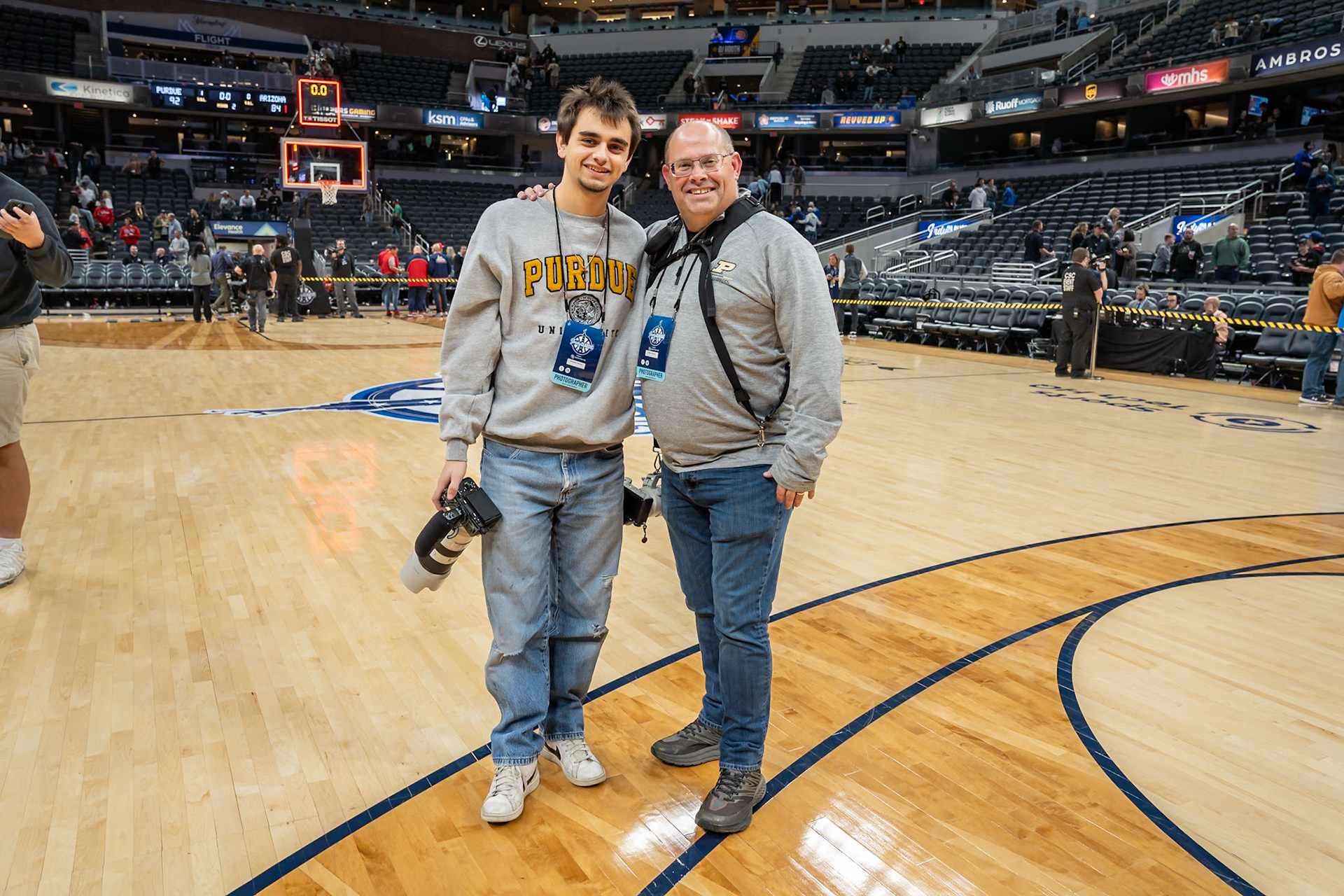 Photo (c) 2023 Bowen Arrow Photographywww.bowenarrowphotography.comIndy Classic basketball game between the Purdue University Boilermakers and the Arizona Univaersity Wildcats