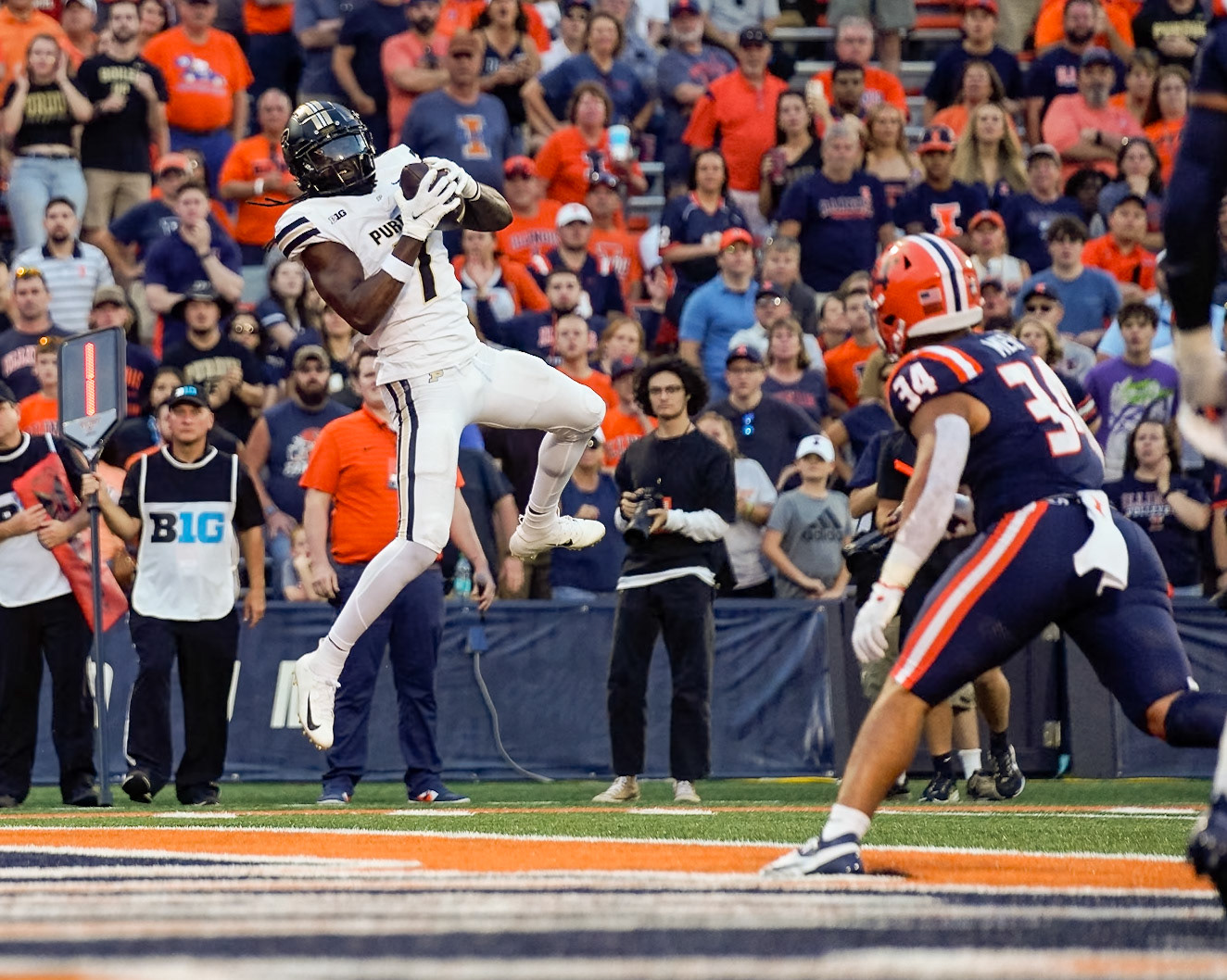 CHAMPAIGN, IL - OCTOBER 12, 2024: Purdue University Junior Wide Receiver Jahmal Edrine (7) during the Purdue University Boilermakers at University of Illinois Fighting Illini Football game at Memorial Stadium(Photo by Steve Bowen / Bowen Arrow Photography / Northern Indiana Sports Report)