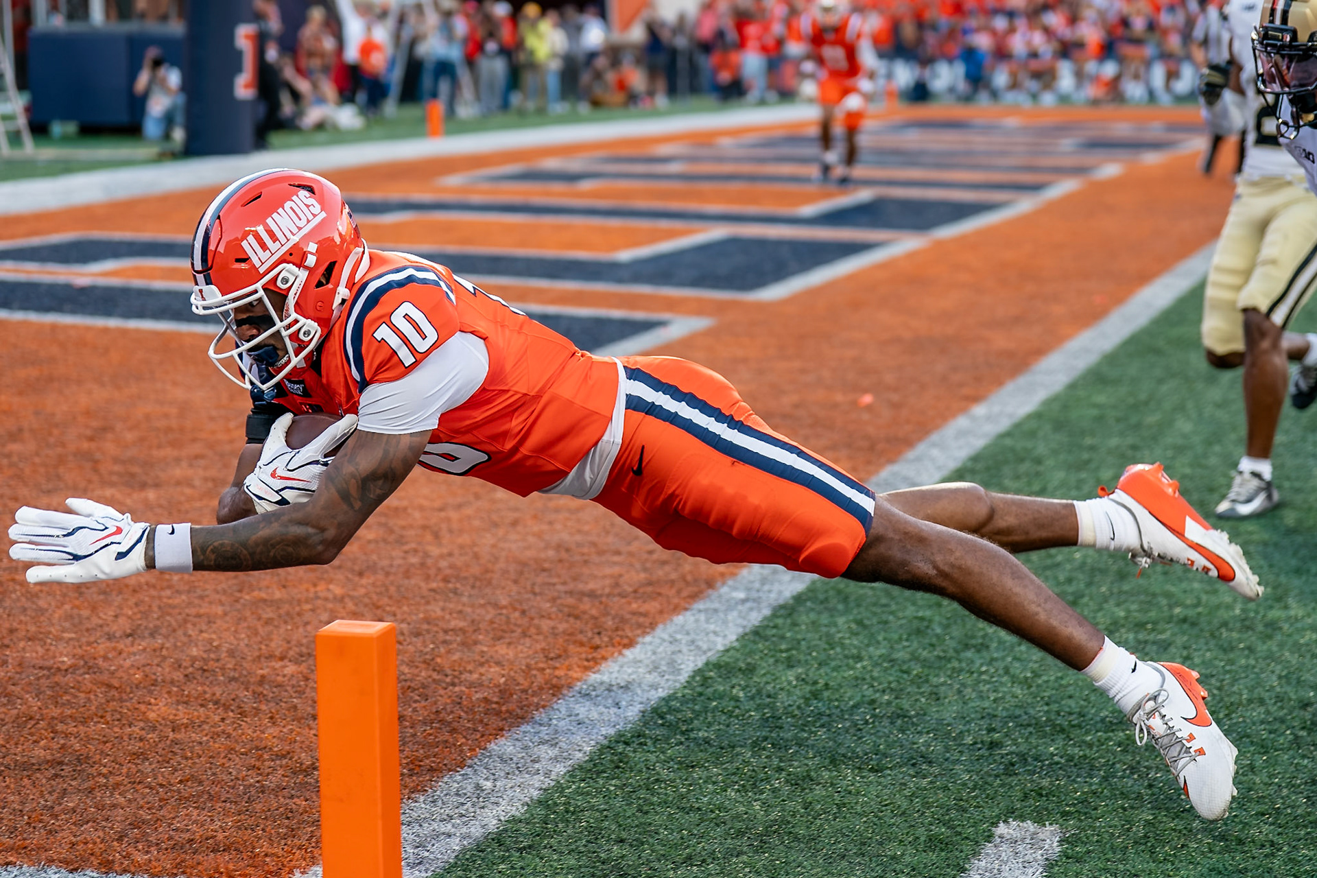 CHAMPAIGN, IL - OCTOBER 3, 2026: University of Illinois 6th Year WR Ty Robinson (10) during the Purdue Boilermakers at Illinois Fighting Illini football game at Gies Memorial Stadium(Photo by Steve Bowen / Northern Indiana Sports Report)