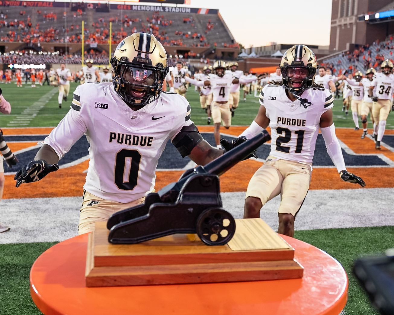CHAMPAIGN, IL - OCTOBER 3, 2026: Purdue University Junior Linebacker Jojo Hayden (0), Purdue University Sophomore Defensive Back Justin Denson Jr. (21) during the Purdue Boilermakers at Illinois Fighting Illini football game at Gies Memorial Stadium(Photo by Steve Bowen / Northern Indiana Sports Report)