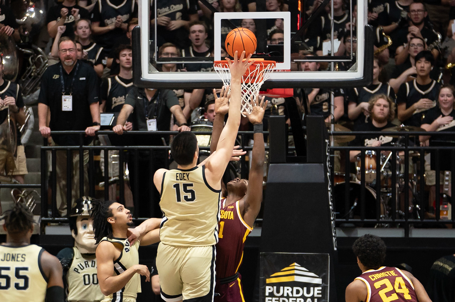 WEST LAFAYETTE, IN - FEBRUARY 15, 2024: Purdue Senior Center Zach Edey (15), Minnesota Sophomore Forward Pharrel Payne (21) in Purdue Boilermakers Men's Basketball vs the Minnesota Golden Gophers at Mackey Arena(Photo by Steve Bowen / Bowen Arrow Photography / Northern Indiana Sports Report)