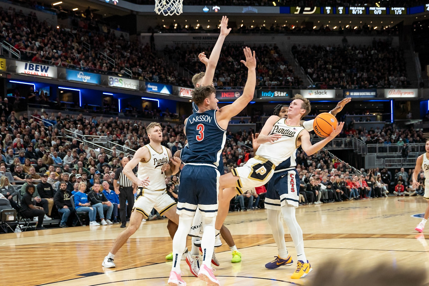 Photo (c) 2023 Bowen Arrow Photographywww.bowenarrowphotography.comIndy Classic basketball game between the Purdue University Boilermakers and the Arizona Univaersity Wildcats