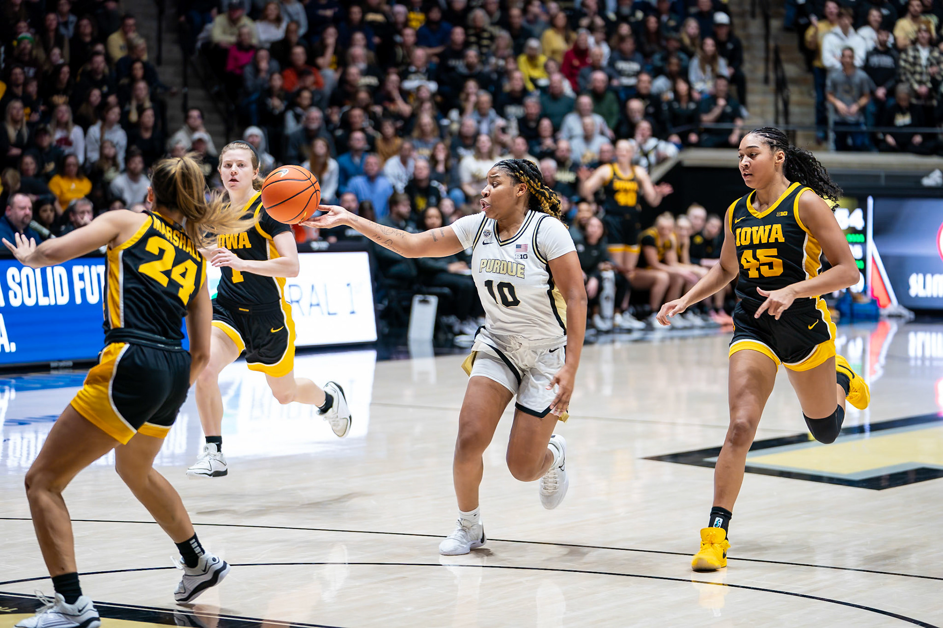 WEST LAFAYETTE, IN - JANUARY 10, 2024: Purdue 5th Year Guard Jeanae Terry (10) competing in Purdue Boilermaker Women's Basketball vs the Iowa Hawkeyes at Mackey Arena(Photo by Steve Bowen / Bowen Arrow Photography / Northern Indiana Sports Report)