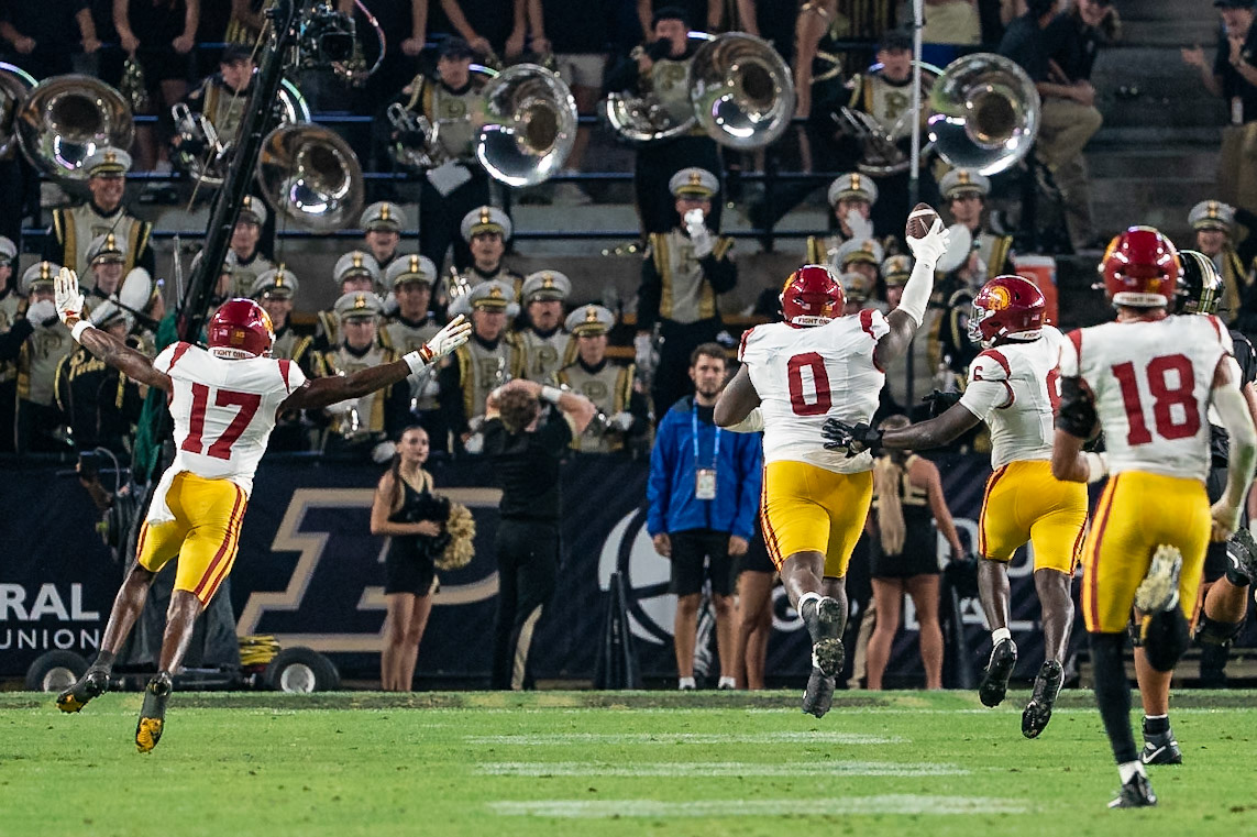 WEST LAFAYETTE, IN - SEPTEMBER 13, 2025: USC Redshirt Sophomore DT Jamaal Jarrett (0) in Purdue Boilermaker Football vs University of Southern California Trojans at Ross-Ade Stadium(Photo by Steve Bowen / Northern Indiana Sports Report)