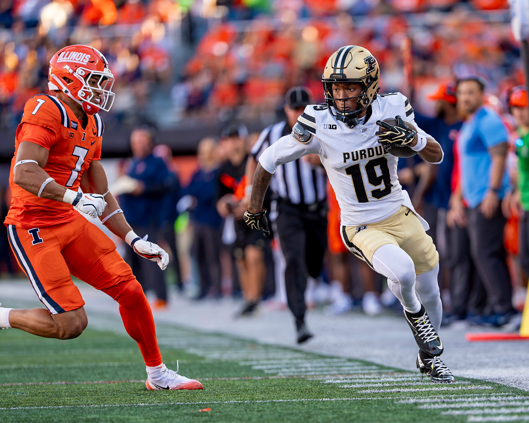 CHAMPAIGN, IL - OCTOBER 3, 2026: Purdue University Sophomore Wide Receiver Asaad Waseem (19), University of Illinois 5th Year DB Matthew Bailey (7) during the Purdue Boilermakers at Illinois Fighting Illini football game at Gies Memorial Stadium(Photo by Steve Bowen / Northern Indiana Sports Report)