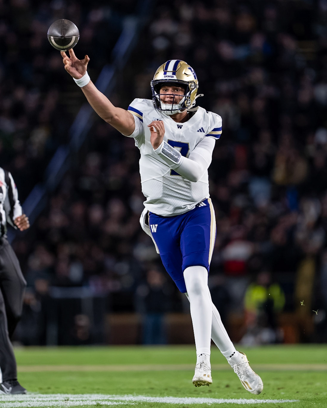 WEST LAFAYETTE, IN - OCTOBER 16, 2026: University of Washington QB Elijah Brown (7) during the Purdue Boilermakers vs Washington Huskies football game at Ross-Ade Stadium(Photo by Steve Bowen / Northern Indiana Sports Report)