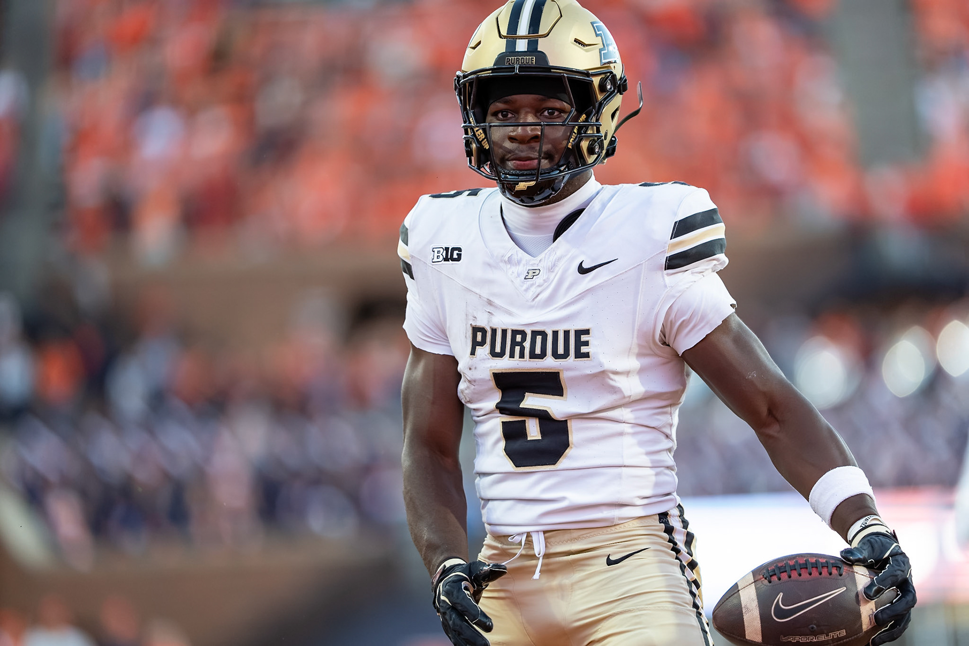 CHAMPAIGN, IL - OCTOBER 3, 2026: Purdue University Senior Wide Receiver Chauncey Magwood (5) during the Purdue Boilermakers at Illinois Fighting Illini football game at Gies Memorial Stadium(Photo by Steve Bowen / Northern Indiana Sports Report)