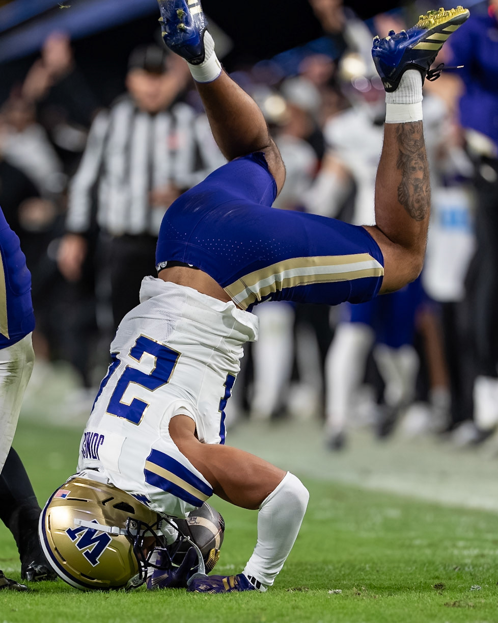WEST LAFAYETTE, IN - OCTOBER 16, 2026: University of Washington CB Jeron Jones (24) during the Purdue Boilermakers vs Washington Huskies football game at Ross-Ade Stadium(Photo by Steve Bowen / Northern Indiana Sports Report)