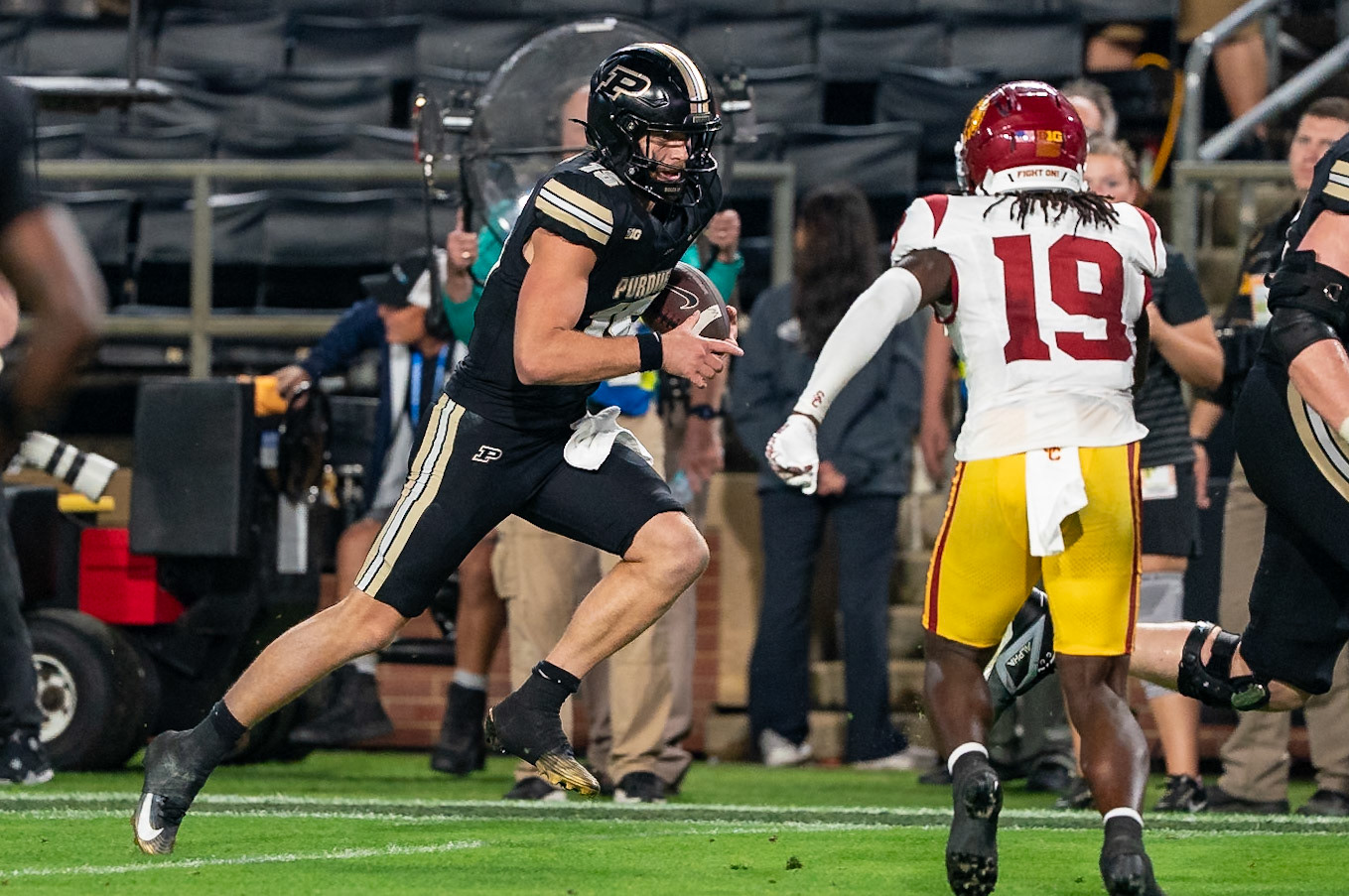 WEST LAFAYETTE, IN - SEPTEMBER 13, 2025: Purdue University Sophomore Quaterback Ryan Browne (15) in Purdue Boilermaker Football vs University of Southern California Trojans at Ross-Ade Stadium(Photo by Steve Bowen / Northern Indiana Sports Report)