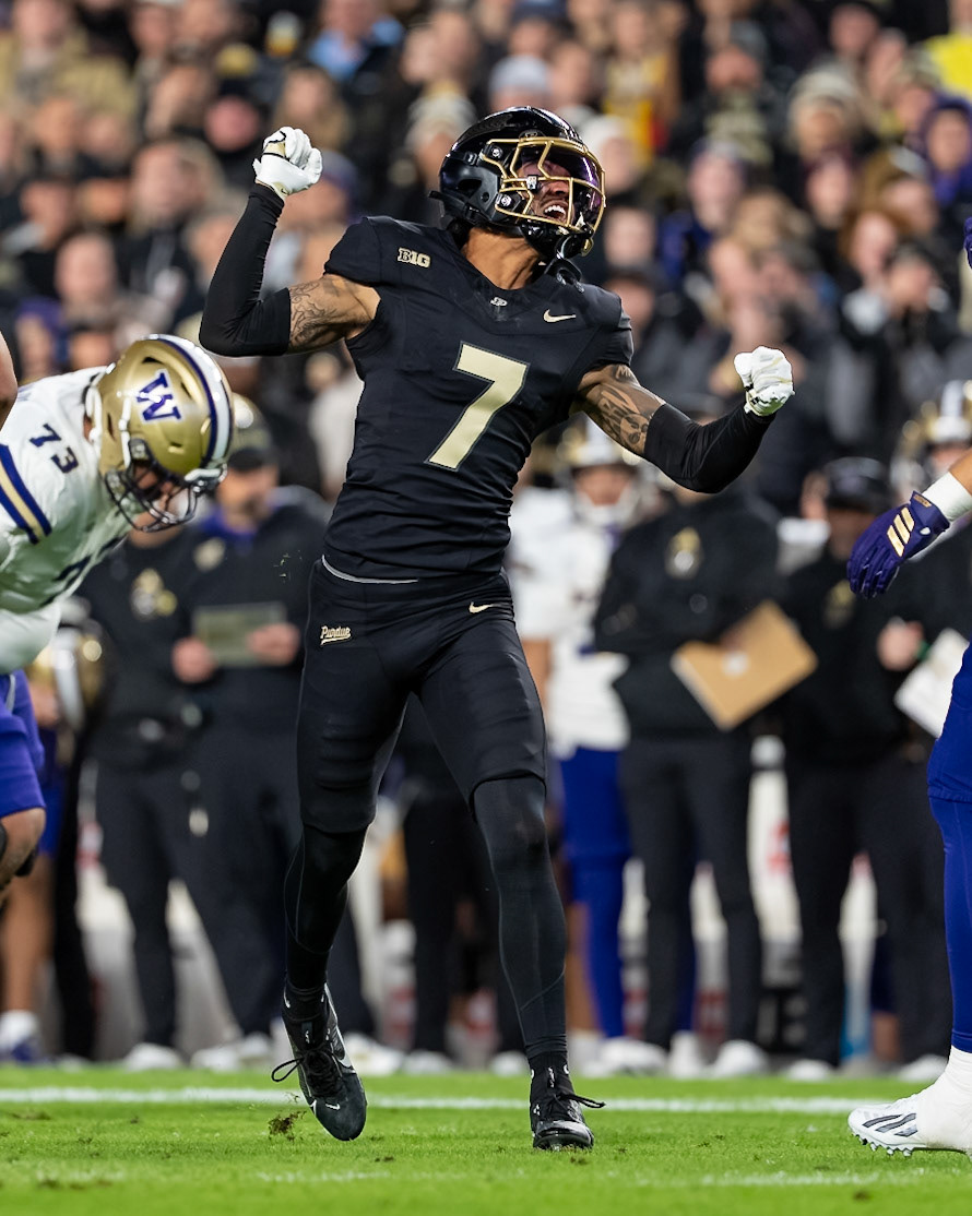 WEST LAFAYETTE, IN - OCTOBER 16, 2026: Purdue University Senior Defensive Back Donovan Saunders (7) during the Purdue Boilermakers vs Washington Huskies football game at Ross-Ade Stadium(Photo by Steve Bowen / Northern Indiana Sports Report)