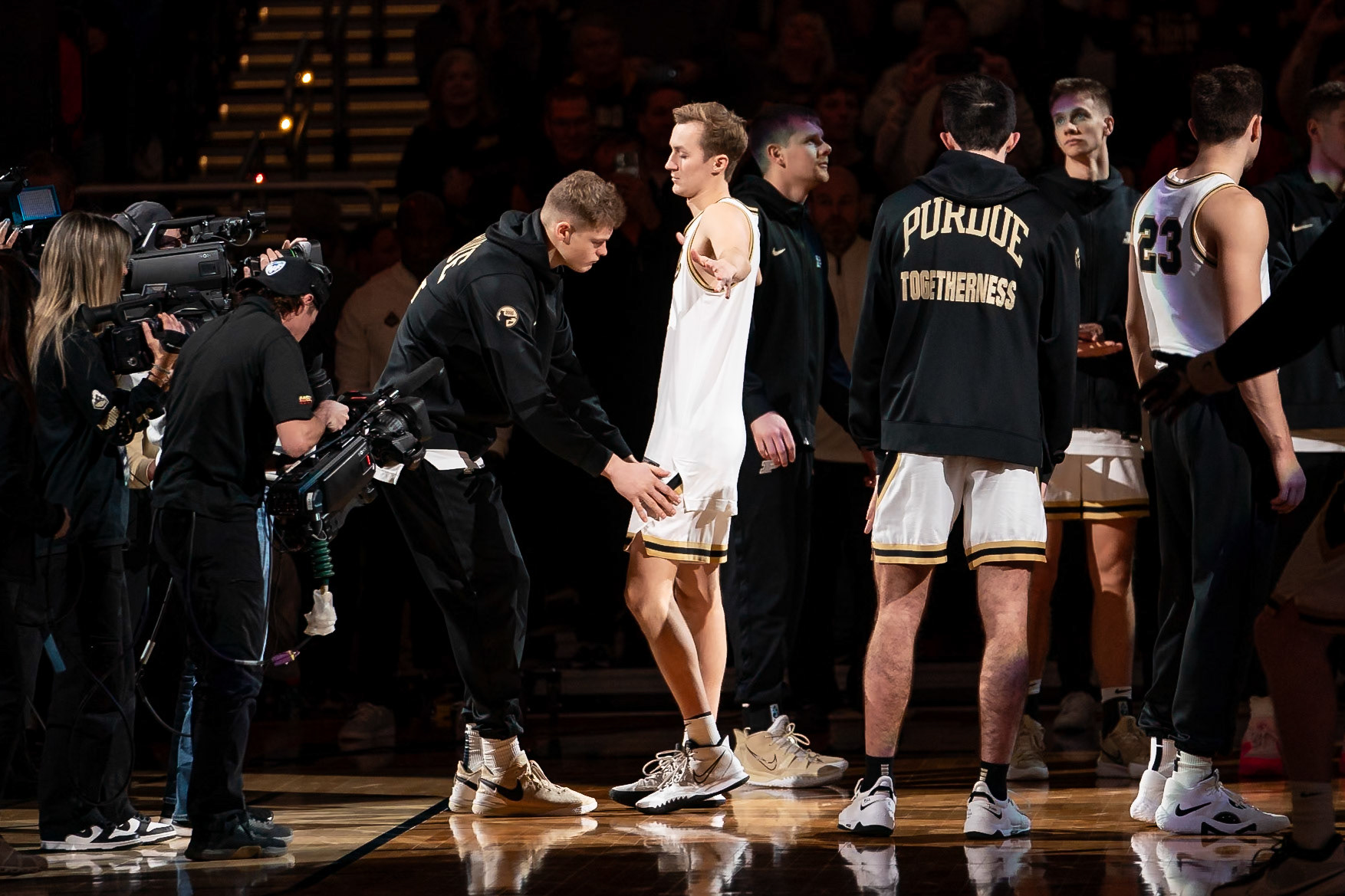 Photo (c) 2023 Bowen Arrow Photographywww.bowenarrowphotography.comIndy Classic basketball game between the Purdue University Boilermakers and the Arizona Univaersity Wildcats