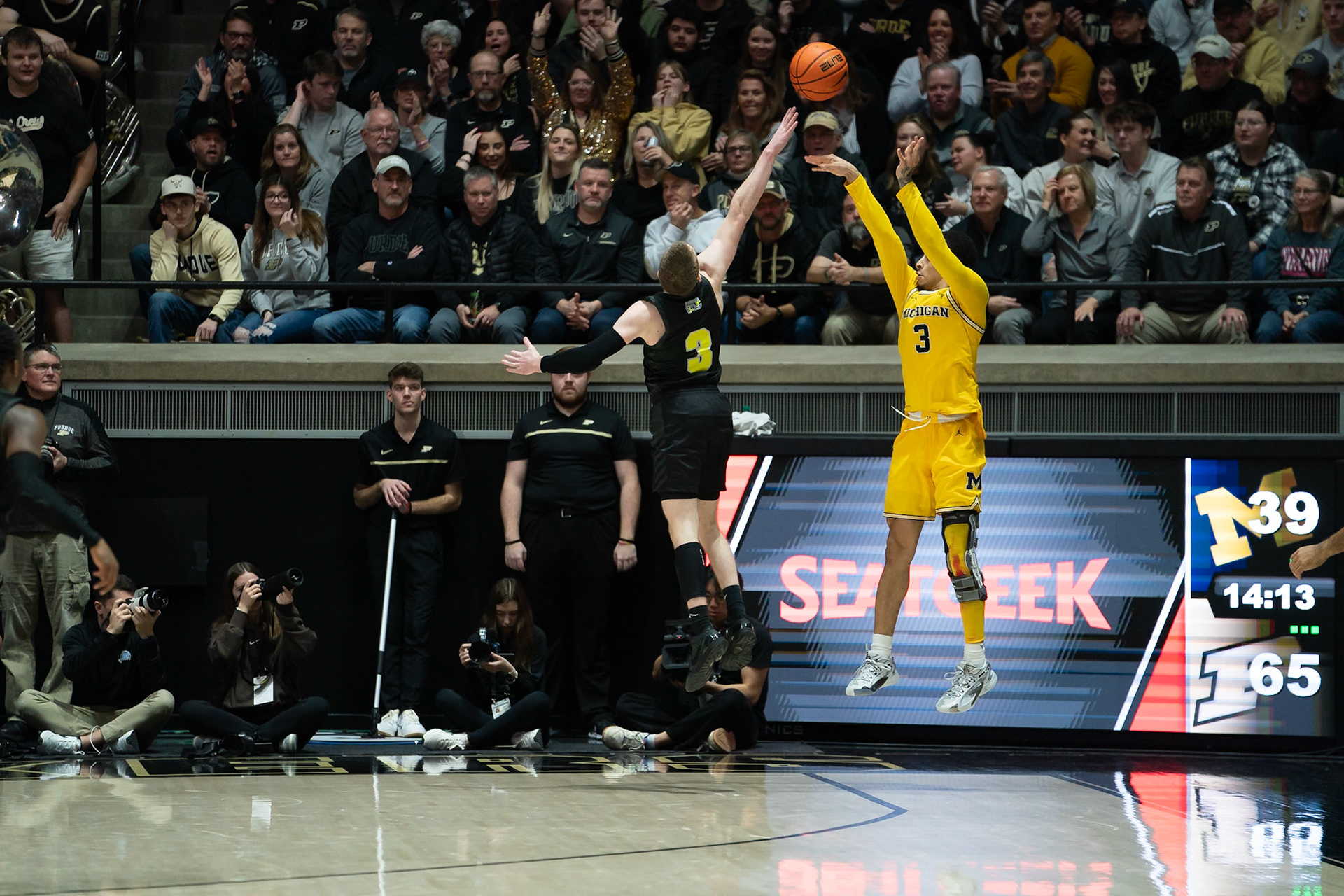 WEST LAFAYETTE, IN - JANUARY 23, 2024: Michigan Graduate Guard Jaelin Llewellyn (3), Purdue Sophomore Guard Braden Smith (3) competing in Purdue versus Michigan Mens Basketball at Mackey Arena(Photo by Steve Bowen / Bowen Arrow Photography / Northern Indiana Sports Report)