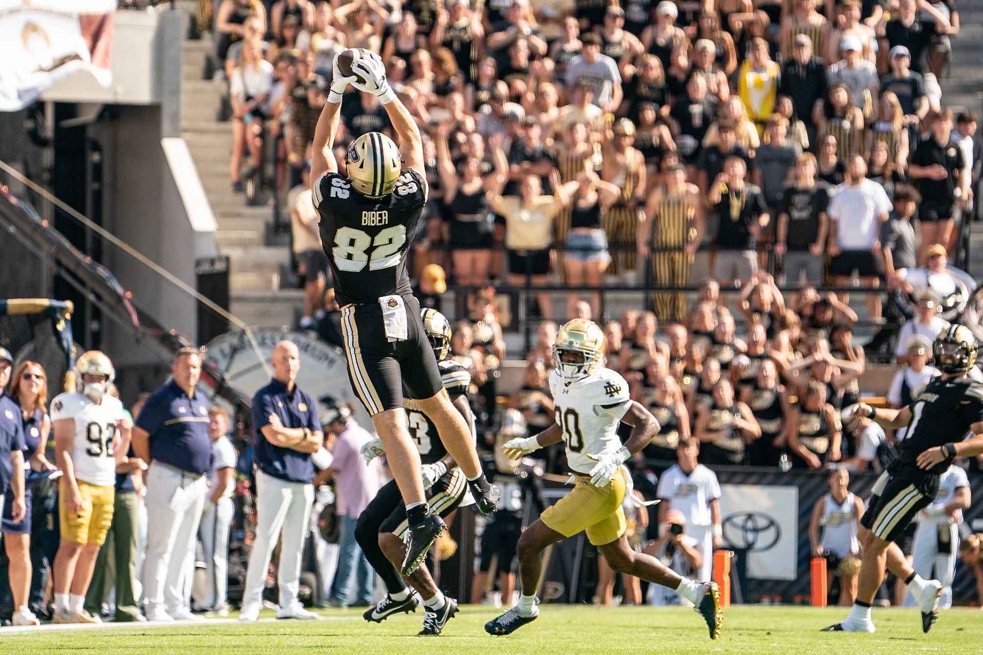 WEST LAFAYETTE, IN - SEPTEMBER 14, 2024: Purdue Jr. Tight End Drew Biber (82) during the Purdue University Boilermakers vs Notre Dame Fighting Irish Football game at Ross-Ade Stadium(Photo by Steve Bowen / Bowen Arrow Photography / Northern Indiana Sports Report)