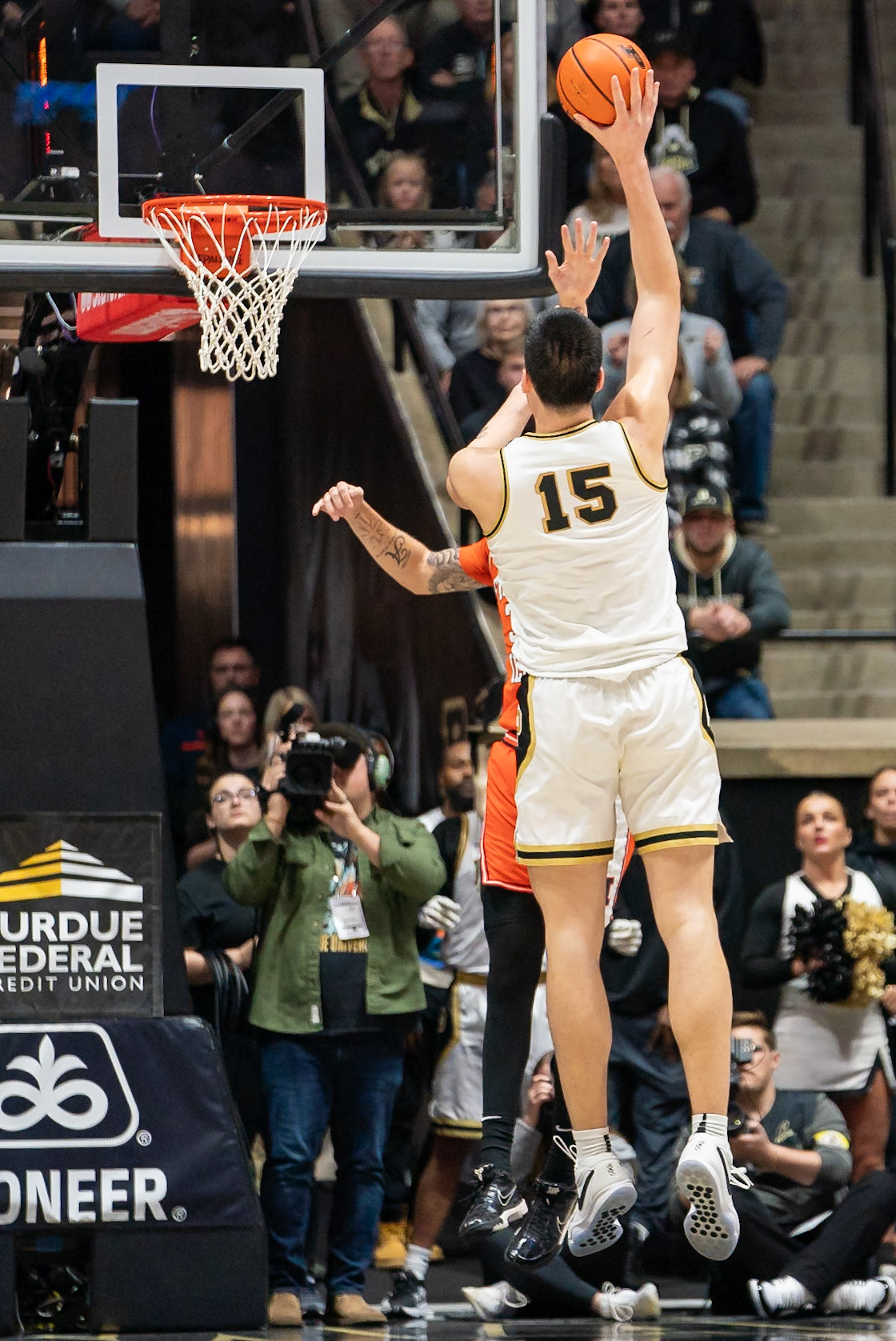 WEST LAFAYETTE, IN - JANUARY 5, 2024: Purdue Senior Center Zach Edey (15) putting up a shot in Purdue Boilermaker's Basketball vs the Illinois Fighting Illini at Mackey Arena(Photo by Steve Bowen / Bowen Arrow Photography / Northern Indiana Sports Report)