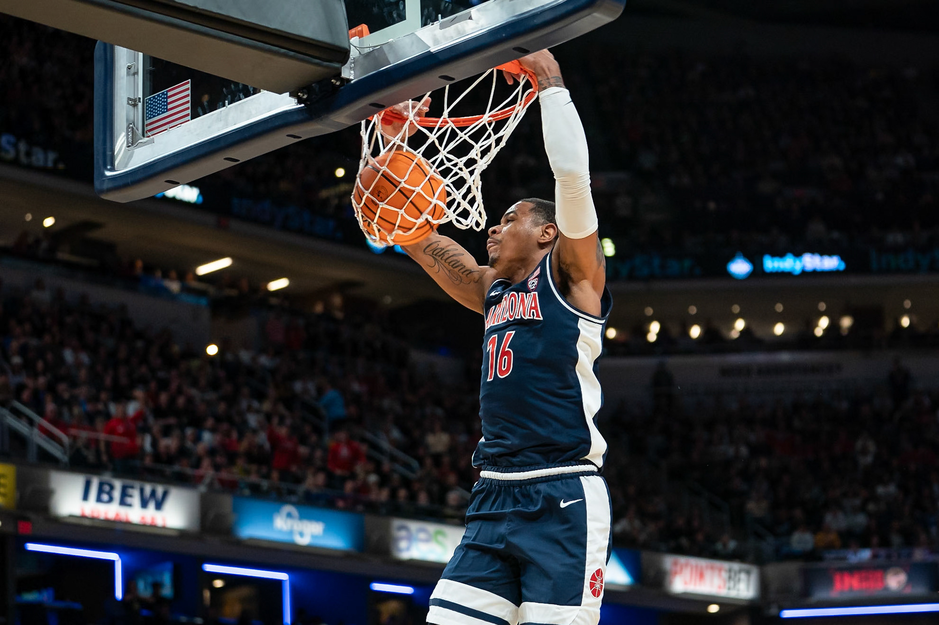 Photo (c) 2023 Bowen Arrow Photographywww.bowenarrowphotography.comIndy Classic basketball game between the Purdue University Boilermakers and the Arizona Univaersity Wildcats