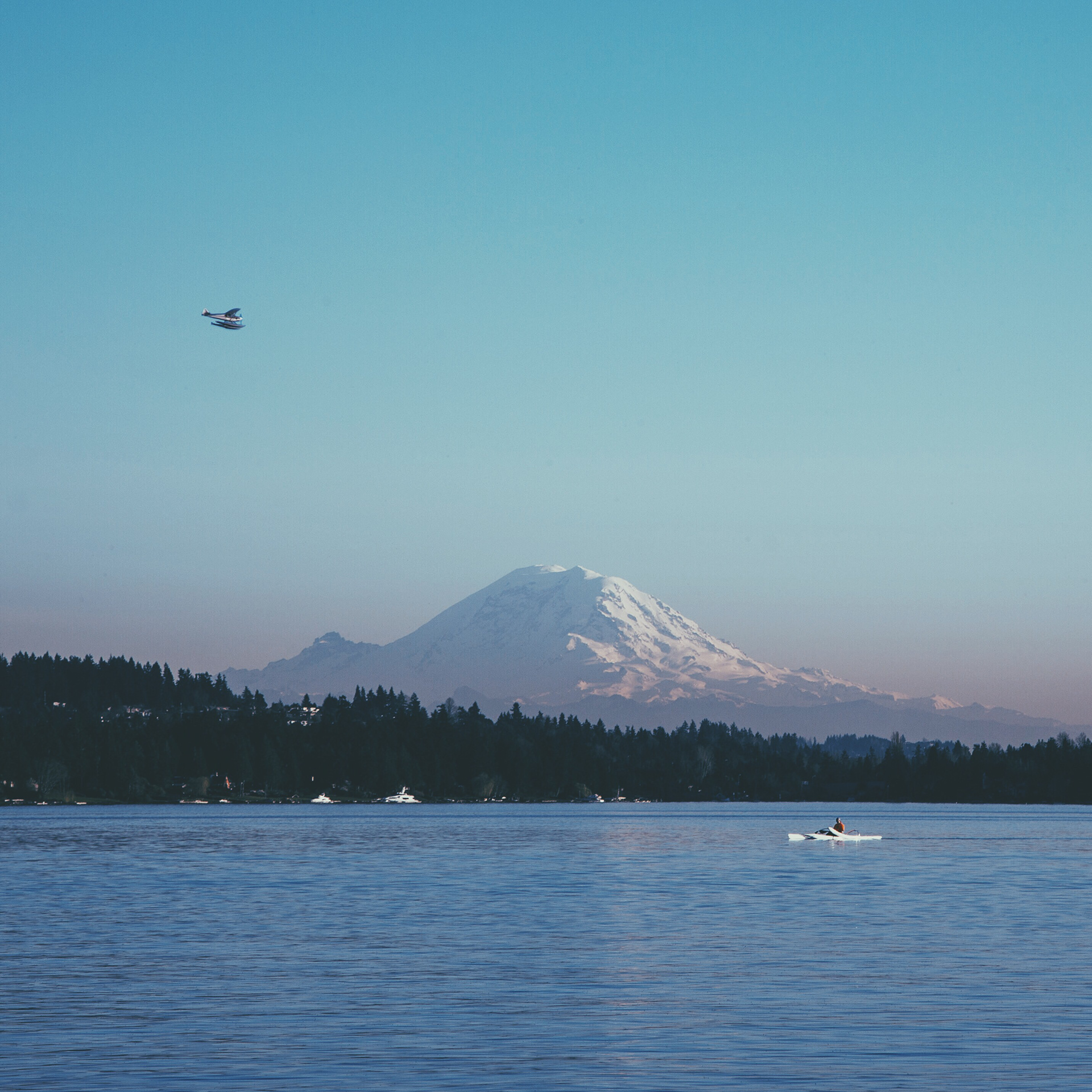 Lake Washington with view of Mount Rainier, Seattle, Washington