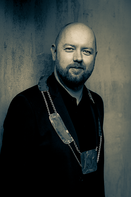 In 2018, Merlijn Poolman has been elected in the post of Night Mayor of the Dutch city of Groningen. As leader of the Groningen Night Council, member of the Dutch Popcoalitie (advisory board to the government) and former European Music Council fellow member. In 2020, @merlijnpoolman has contributed to chapter 4 on the SUSTAINING OUR NIGHTLIFE SCENES concentrated on supporting nightlife workers and other vulnerable groups, coordinated by @djaptone & @djtaranyc as part of the Global Recovery Nighttime Plan, a @vibelab_network initiative. To read & download the chapter go to: https://www.nighttime.org/recoveryplan/ His newly formed Cosimo Foundation raises funding for cultural projects and creates partnerships with the business world. We're grateful to @merlijnpoolman for supporting the #nightworkercharter. More on his achievements and work: Facebook: @merlijn.poolman | Youtube: @MerlijnPoolman | LinkedIn: @merlijn-poolman-a4659212/ merlijnpoolman.nl | cosimofoundation.nl