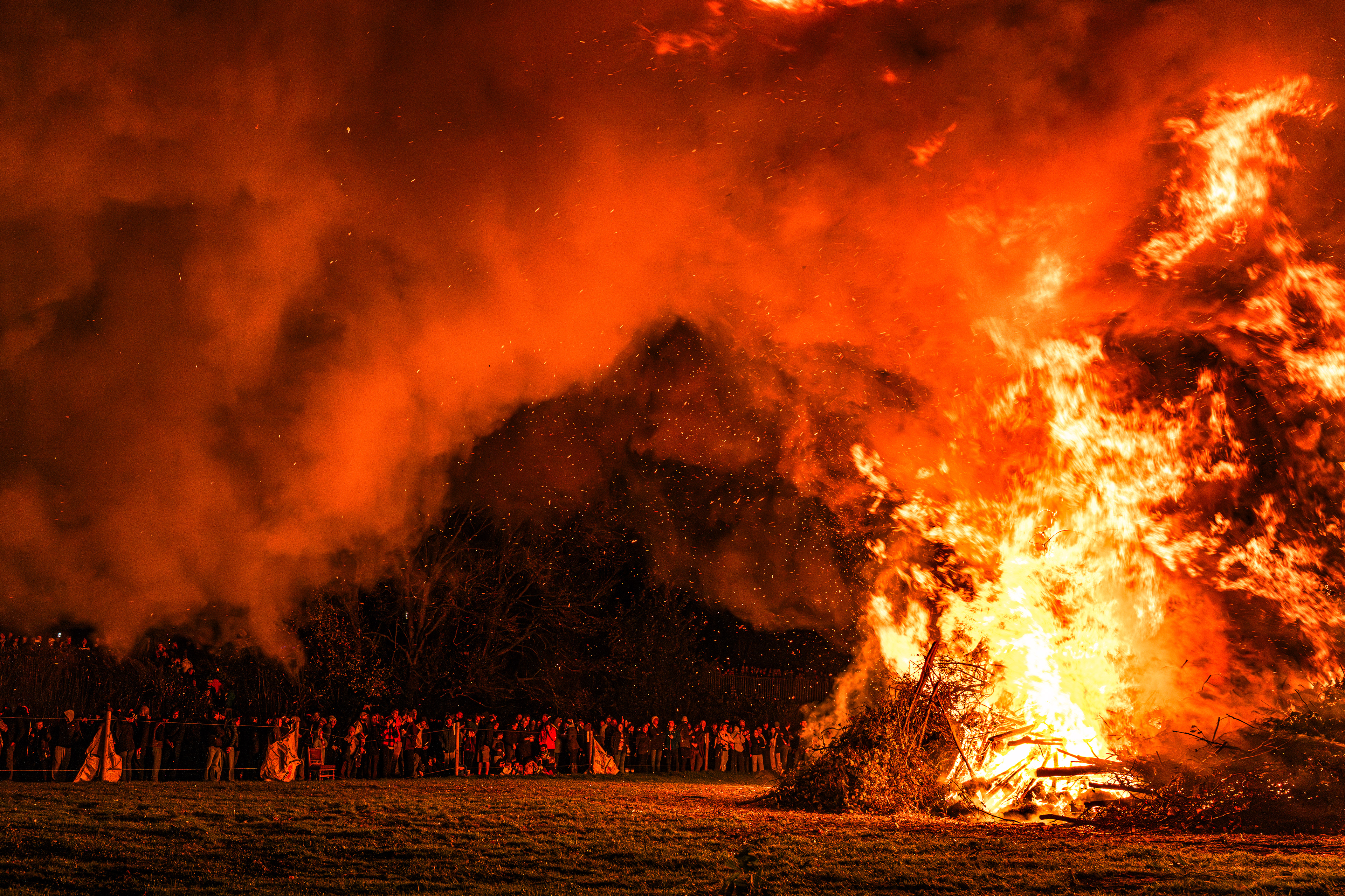 Ottery St Mary Tar Barrels 2025 | ©JessicaHollis2025