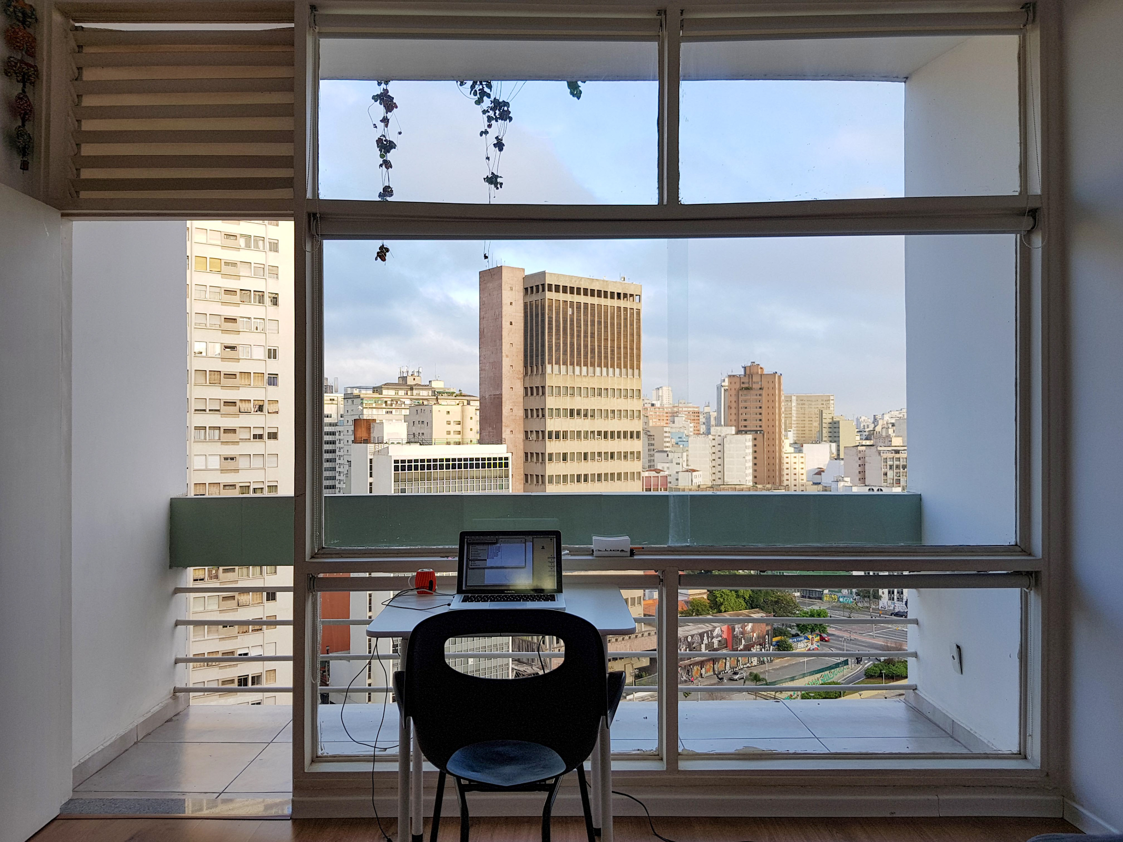 Bureau-Praça Roosevelt, São Paulo, Brésil-2018-08-18 07.16.36