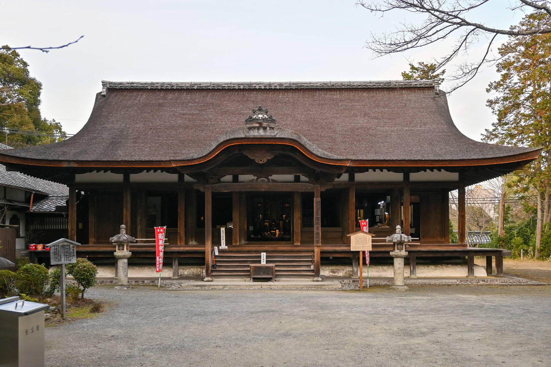 三井寺金堂