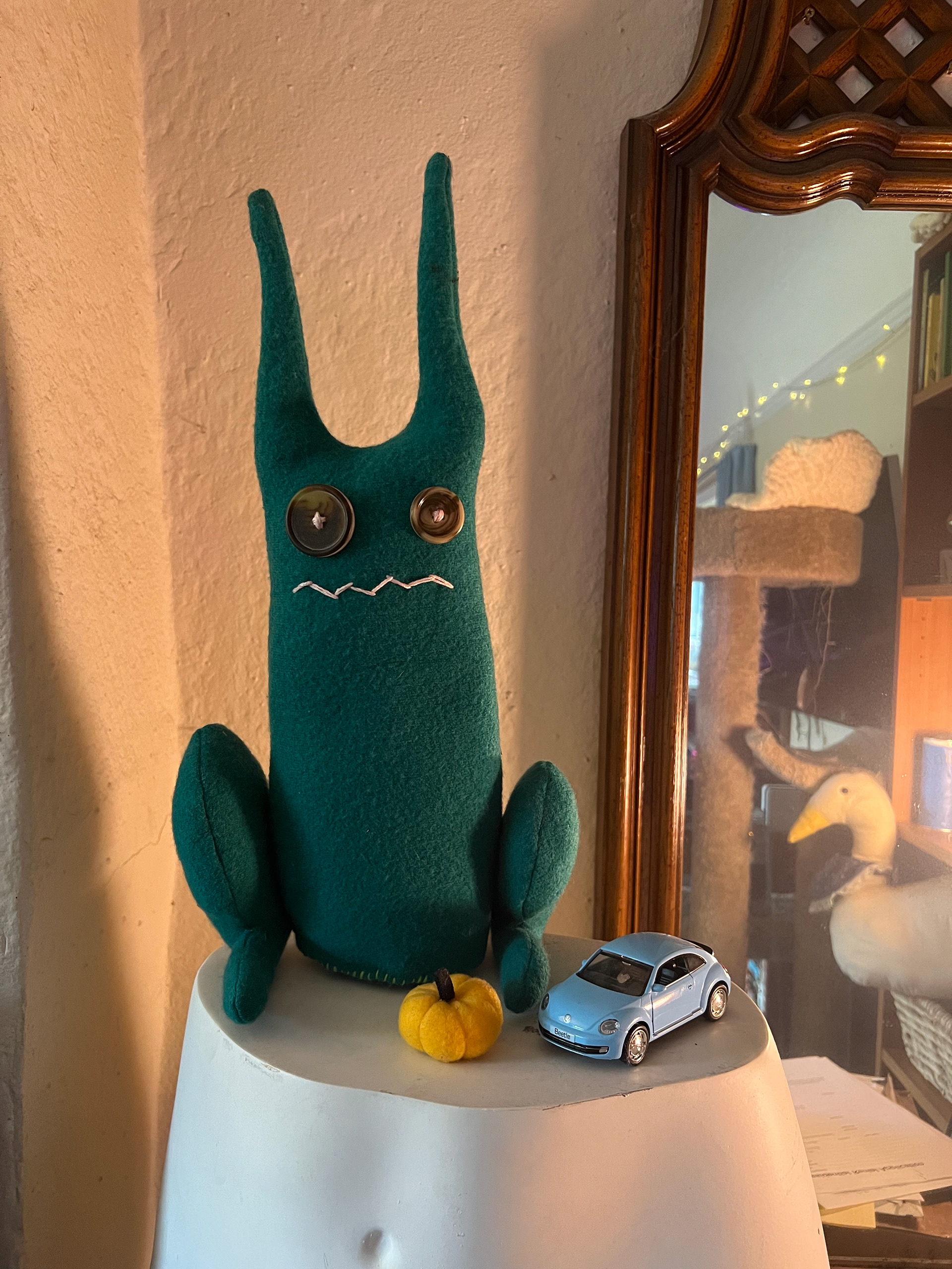 green standing dragon