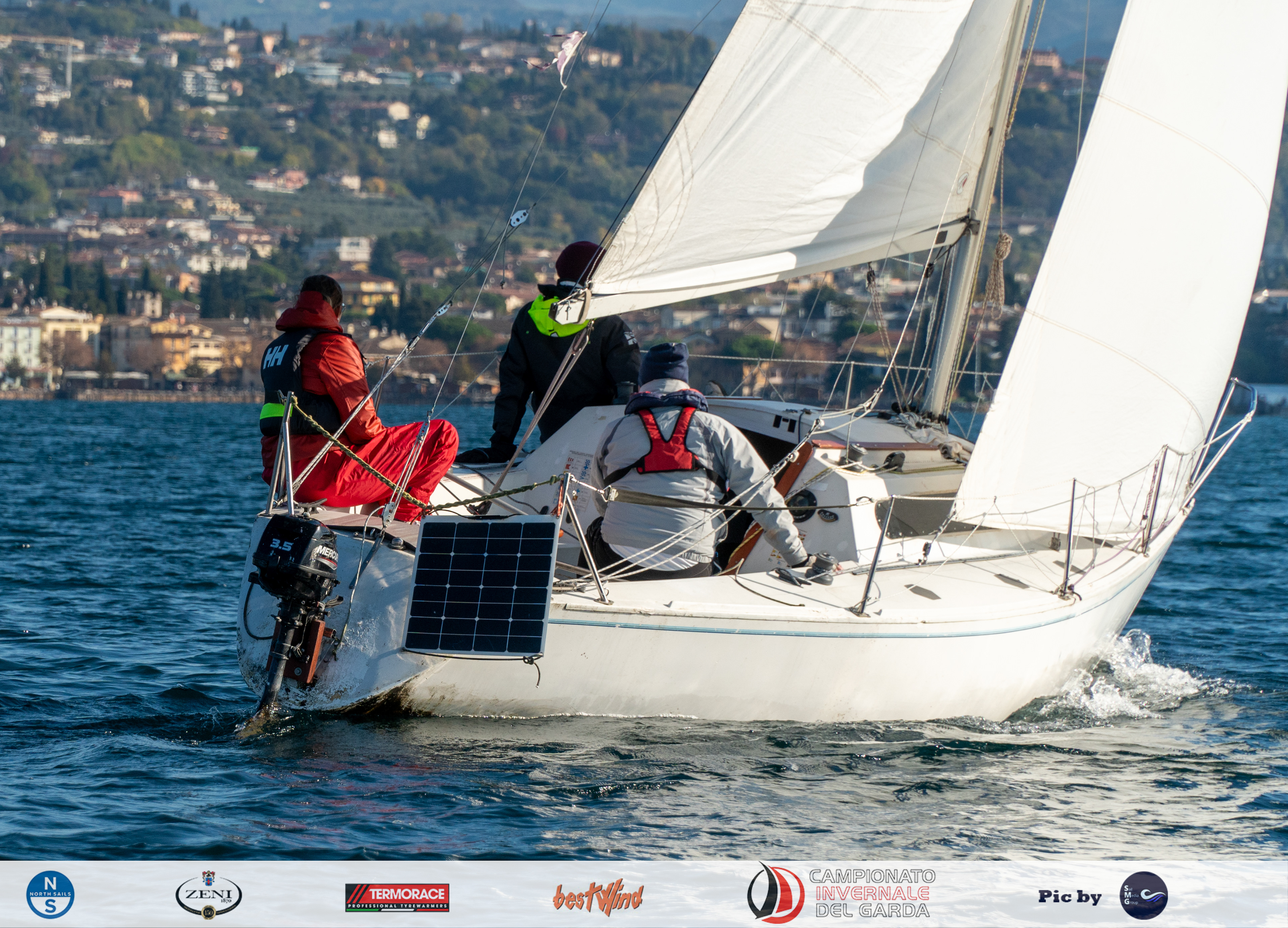©Diego Lorenzi - Alessandro Aramini/SMG team for Centro Nautico Bardolino