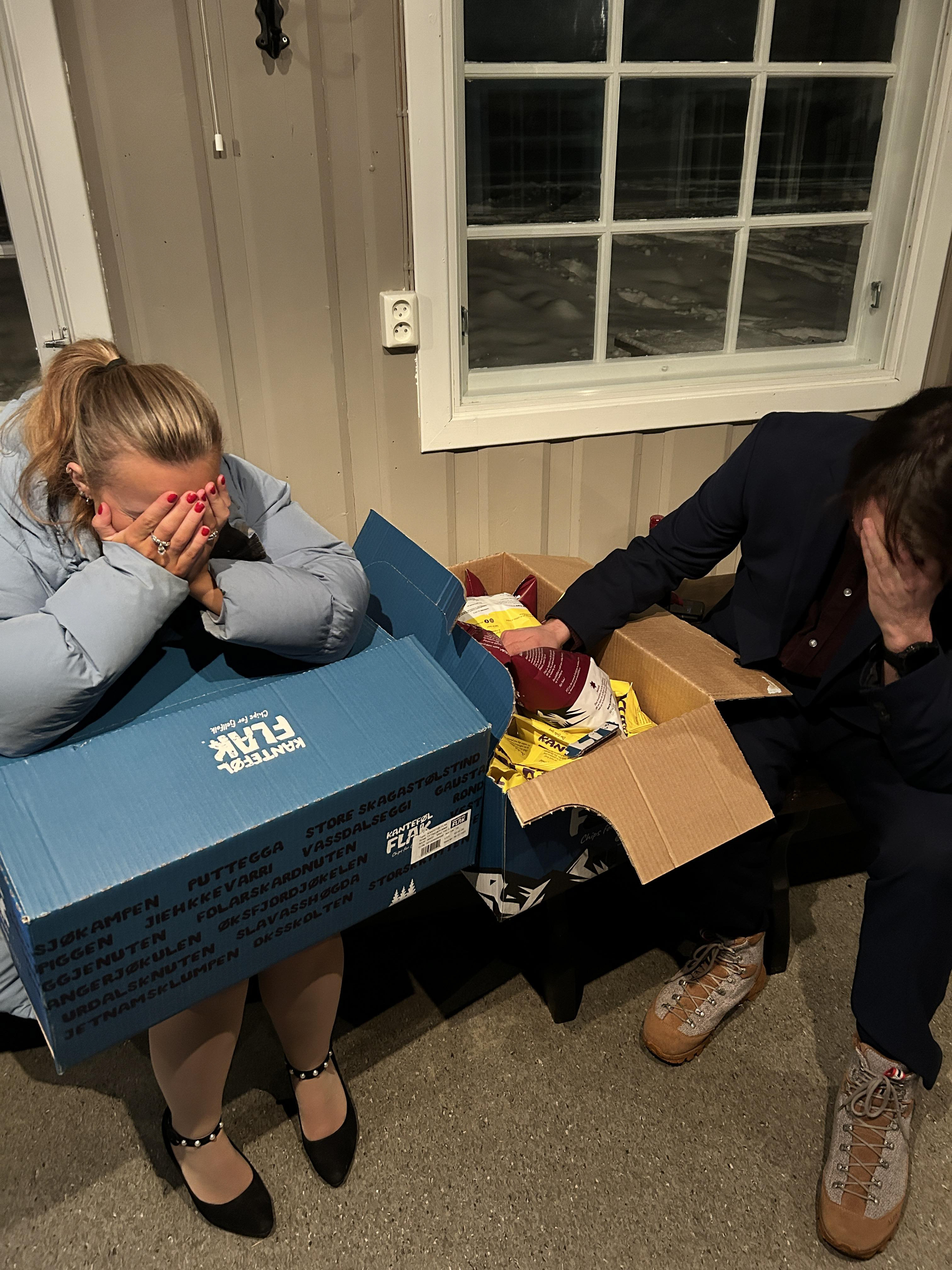 Juleavslutning - sen kveld "latter rundt Kantefølflak"