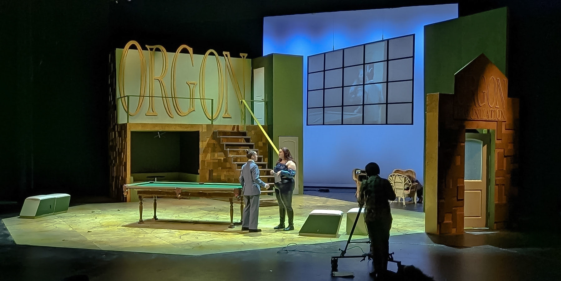 Emma Briggs and Elicia Shadrake, Lighting by Cole Bozung