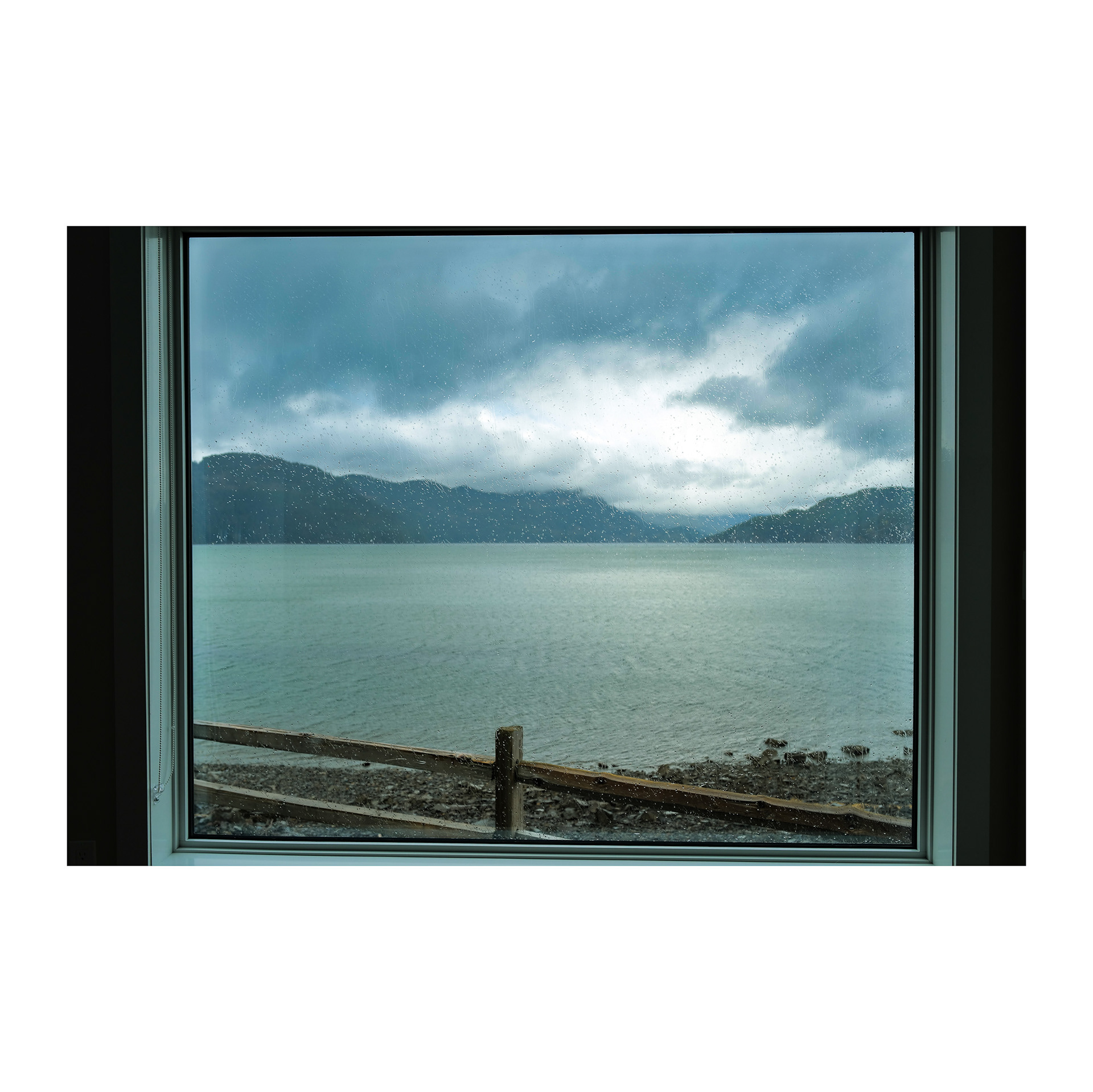 The Lodge on Harrison Lake (Cabin 1, room view)