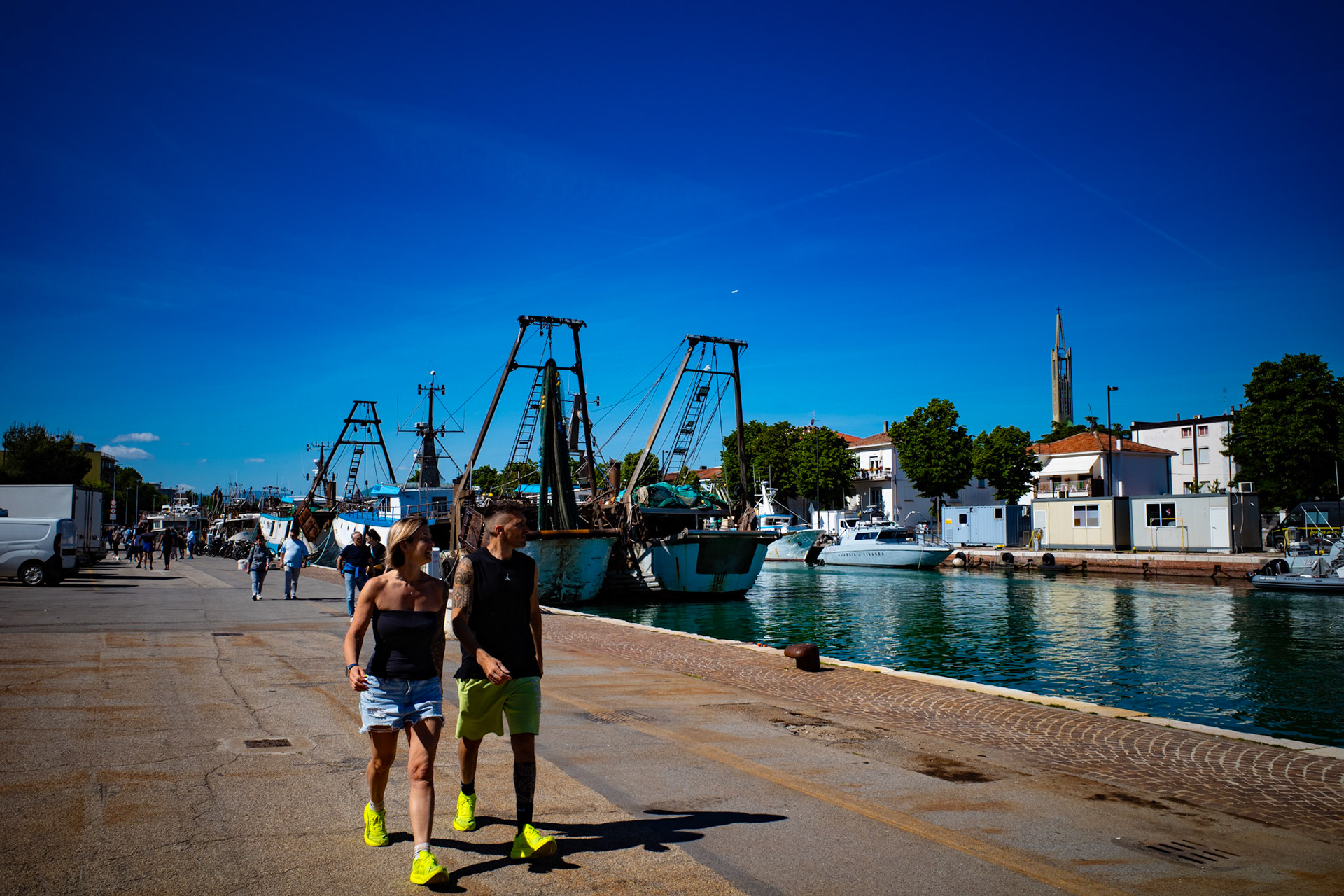 Fluorescent yellow on the dock