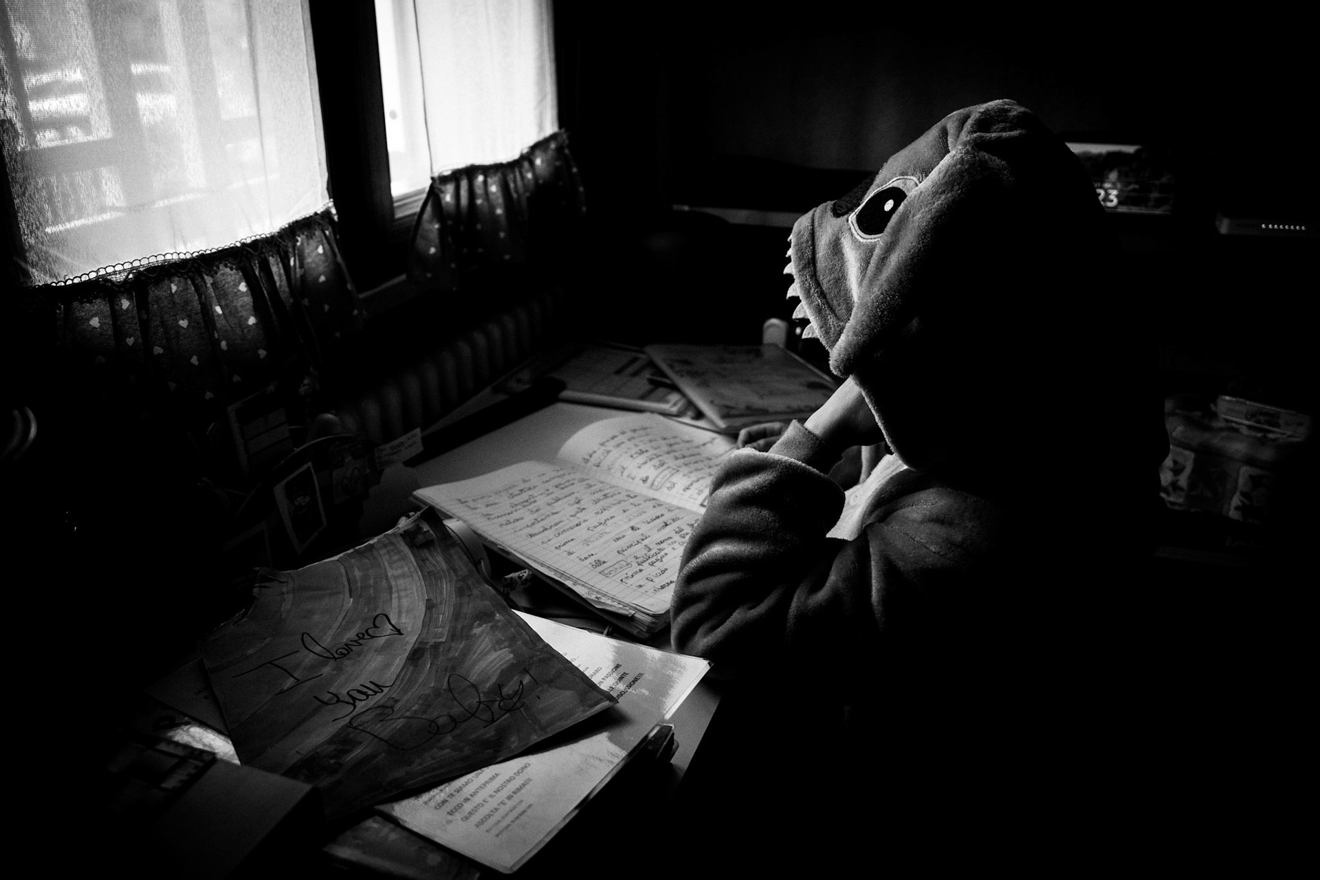 Whispers of a quiet childhood