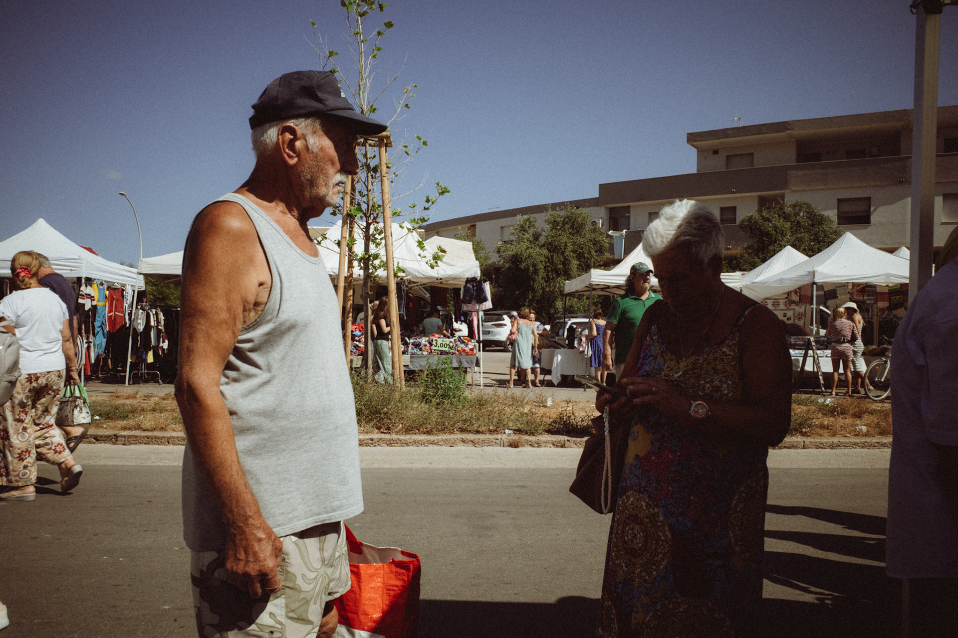 Echoes of a summer market